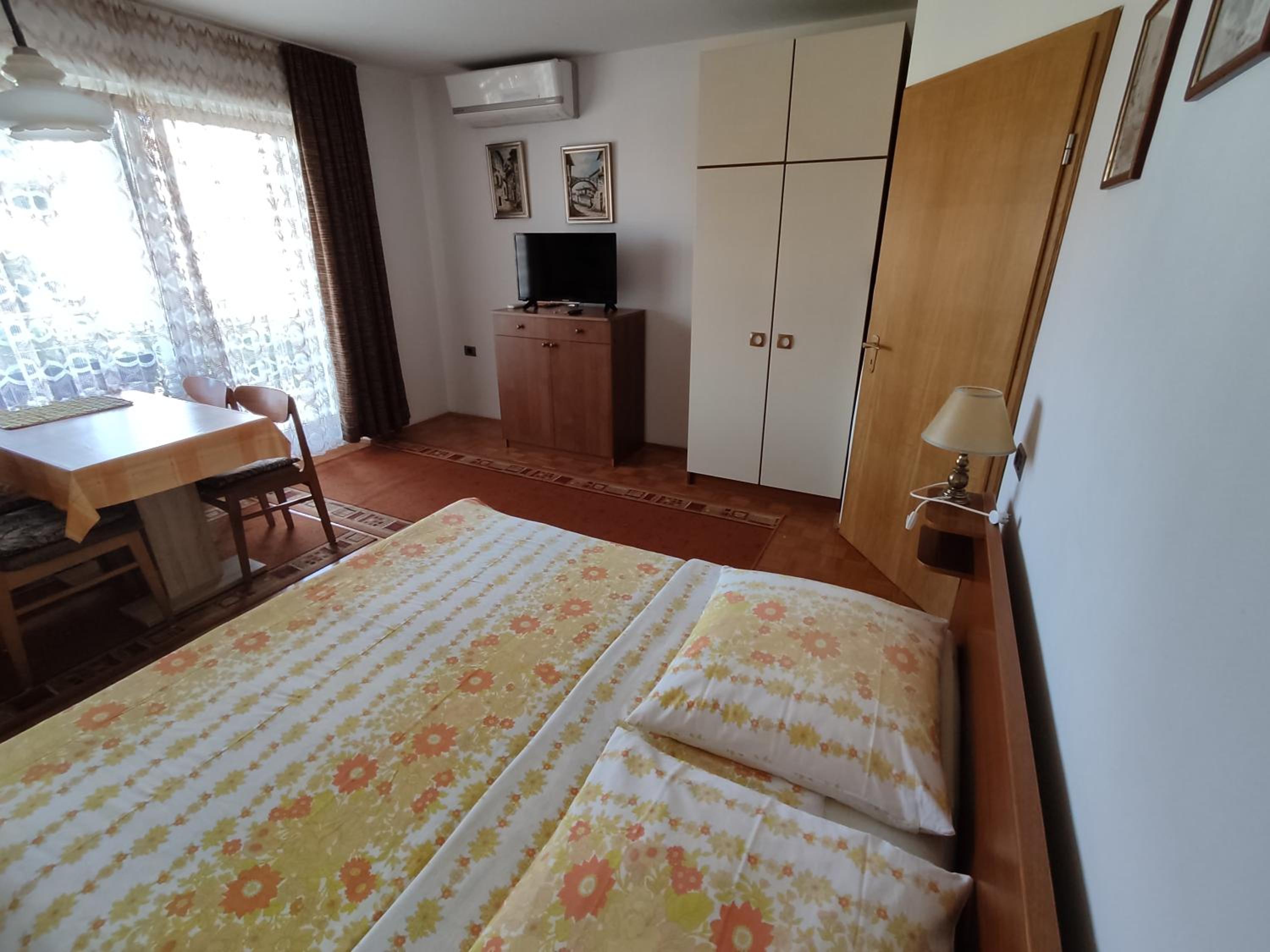 Apartments Samec