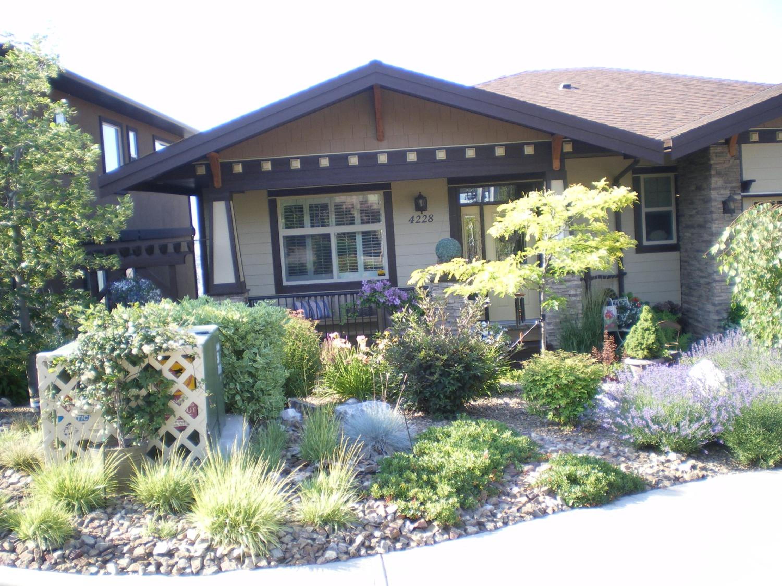 Hotel Turtle Mountain Inn - Image 1