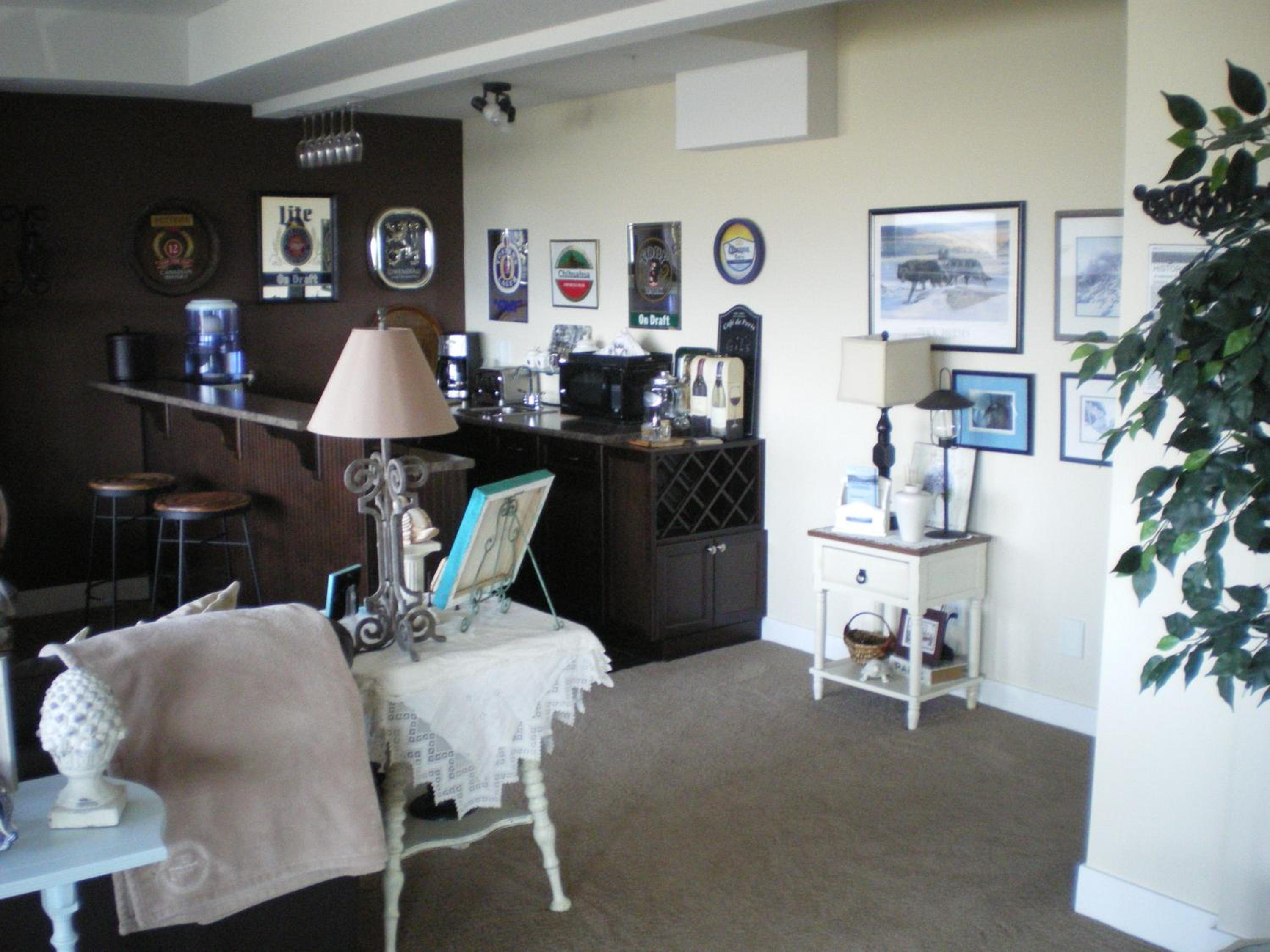 Turtle Mountain Inn