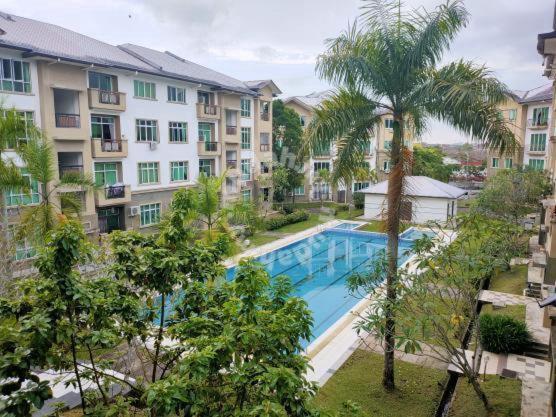 Natol Homestay - Kuching Home Penthouse Airport Road