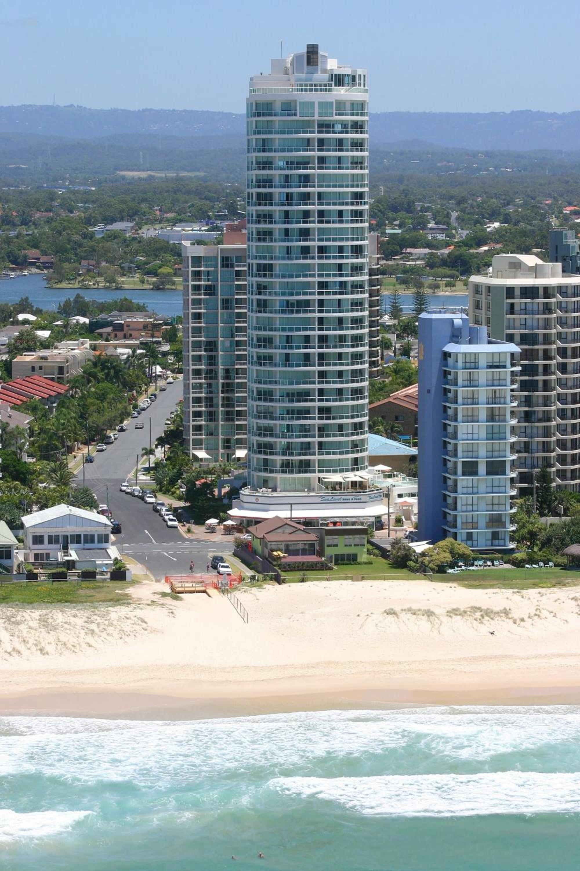 Pacific Views Resort