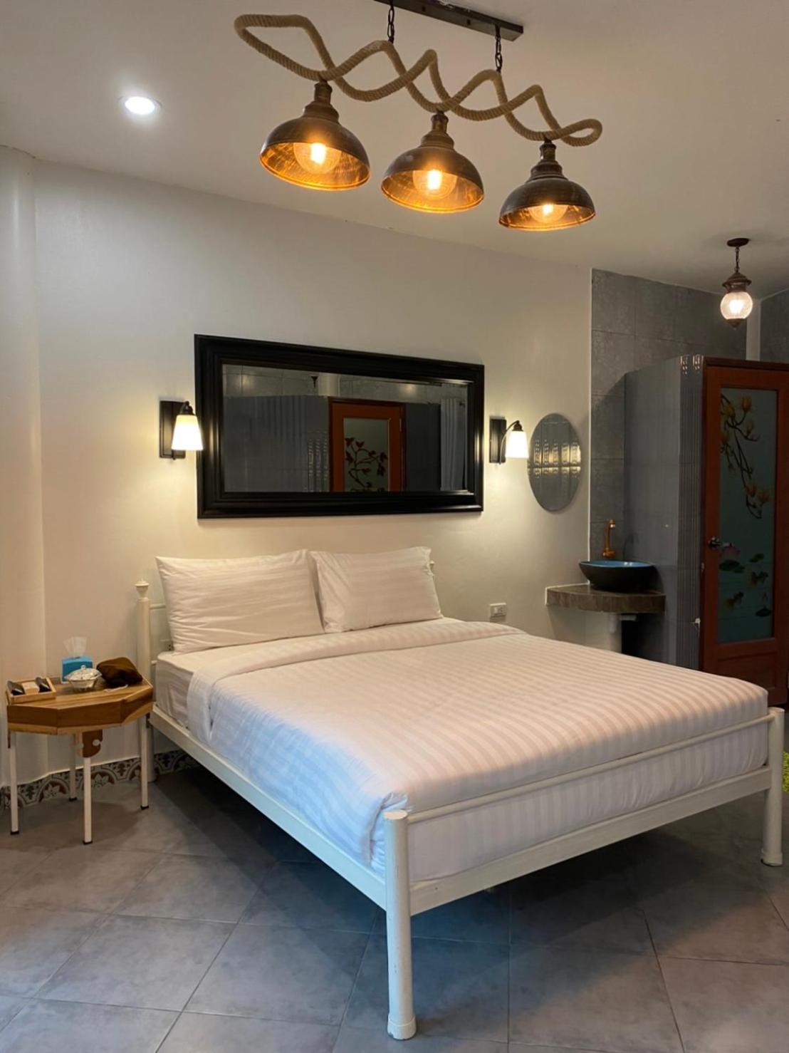 River Kwai Kiri Resort