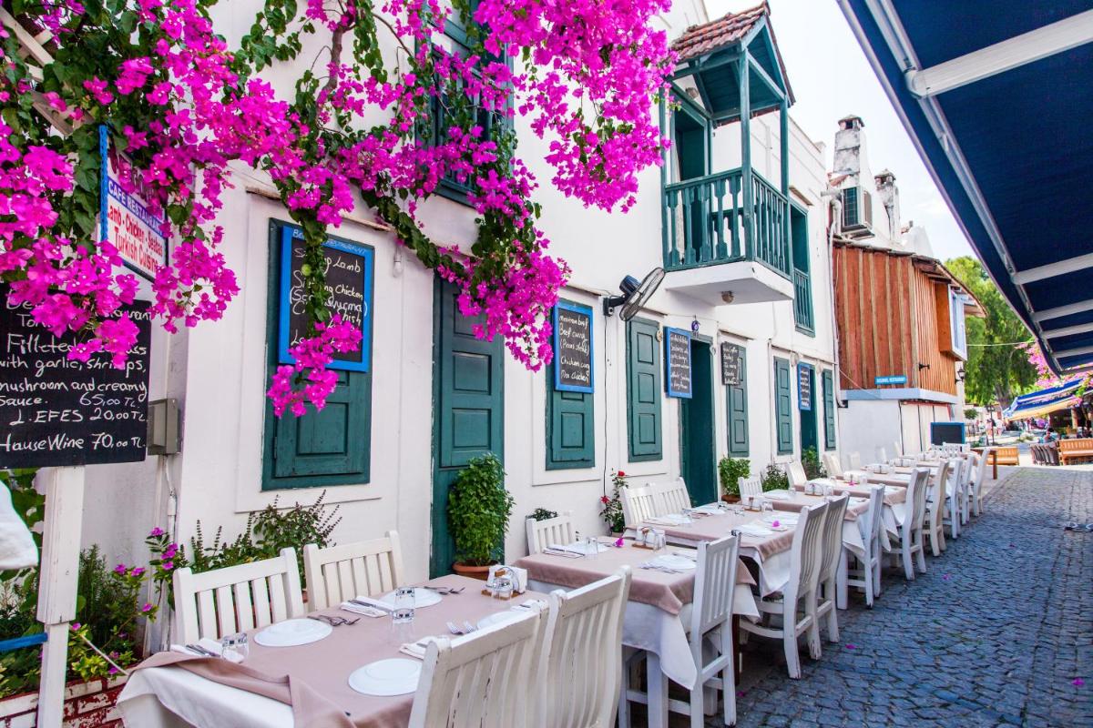 restaurant