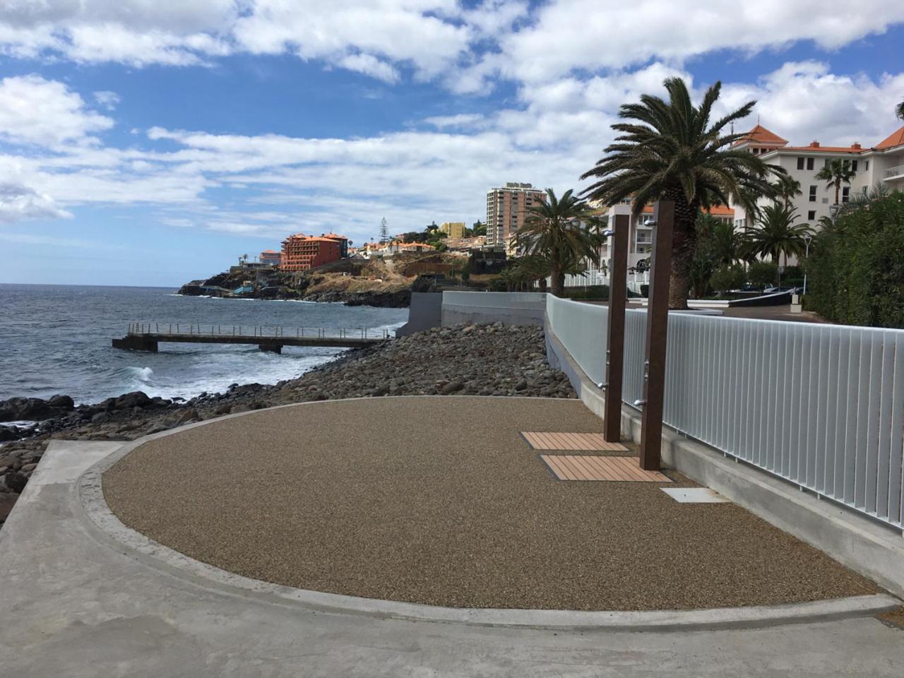 Luxurious Penthouse Suites direct on sea view 4