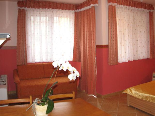 Mátyás Apartmanok