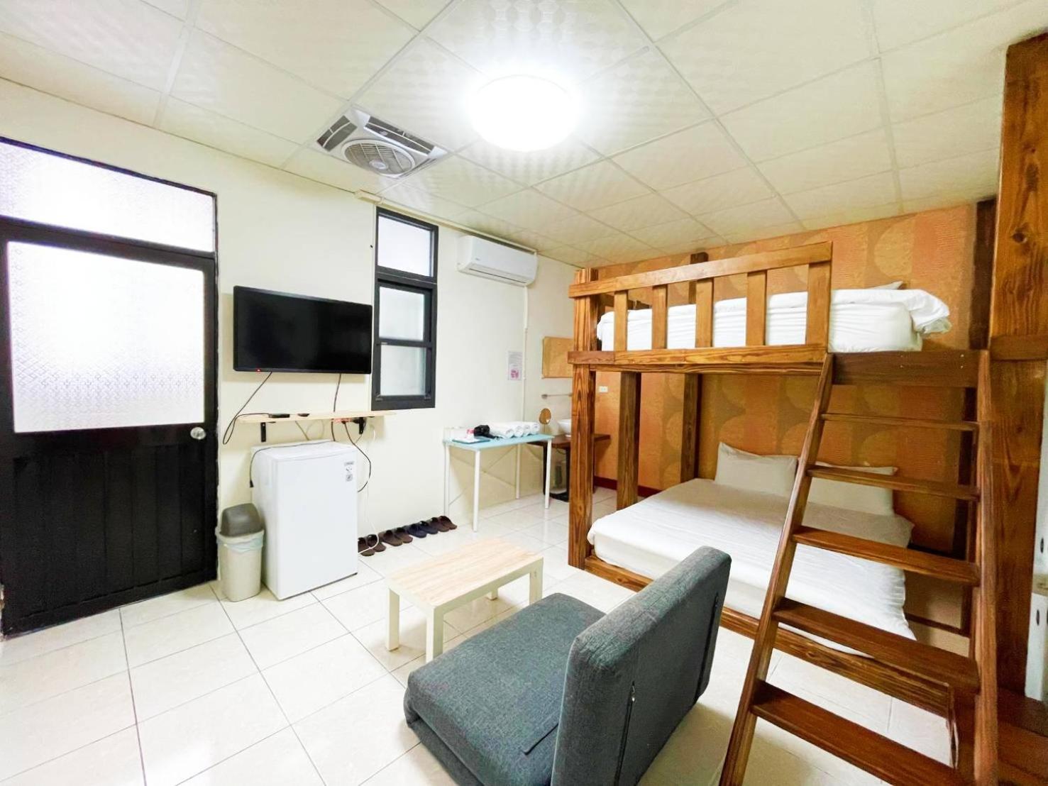 Fengjia 08 home