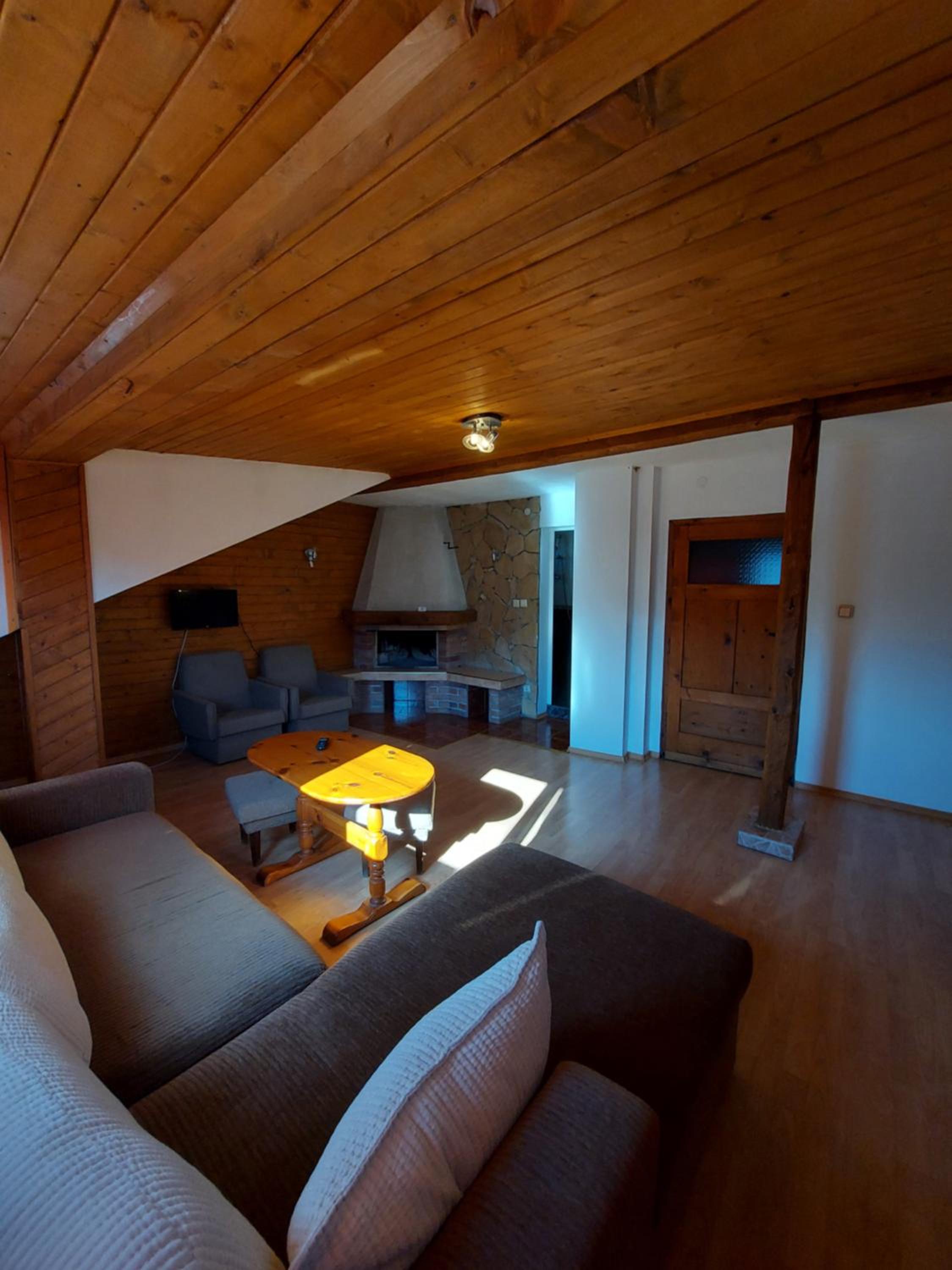 Vasi Apartments