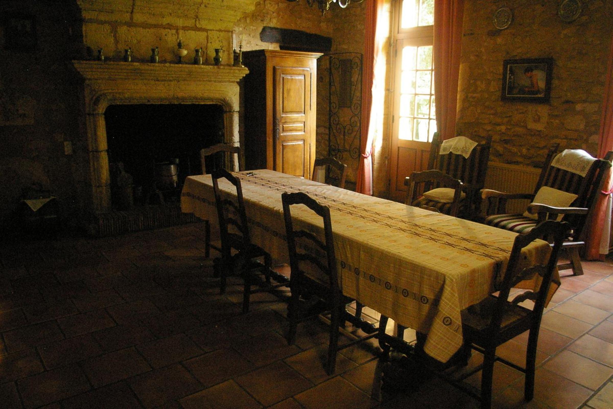 Photo 6
