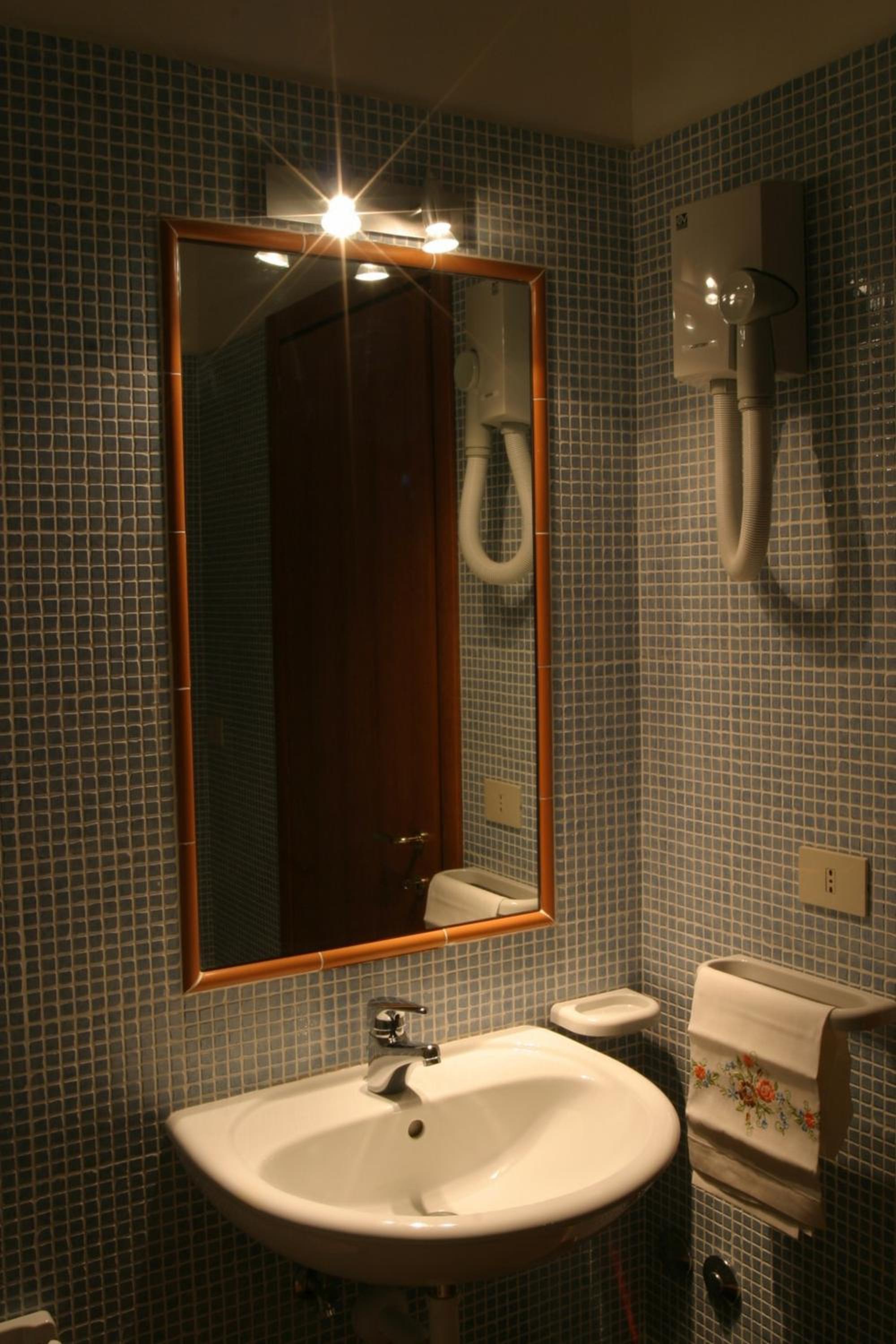 Photo 45