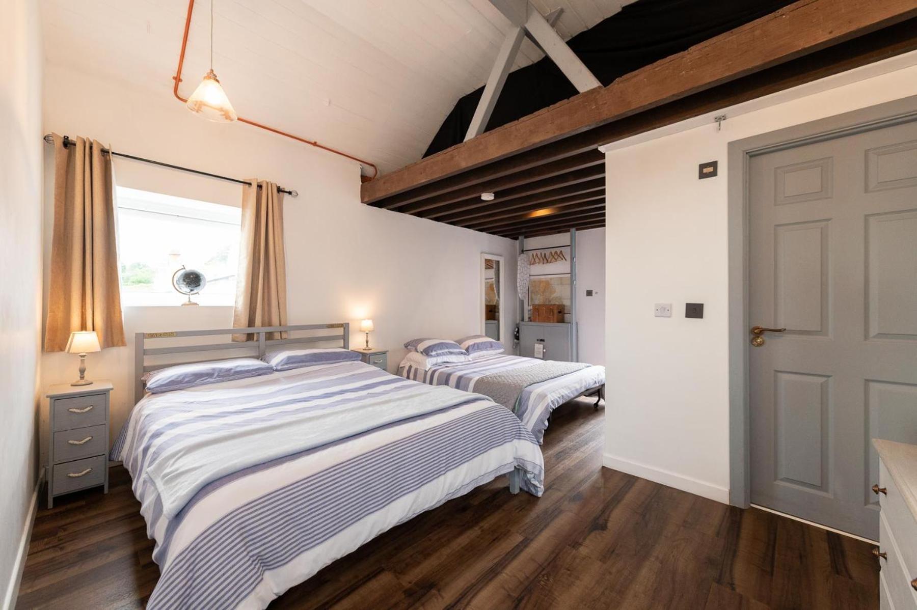 For Sea Lovers ! Coastguard Boat House right on Belfast Lough view 3