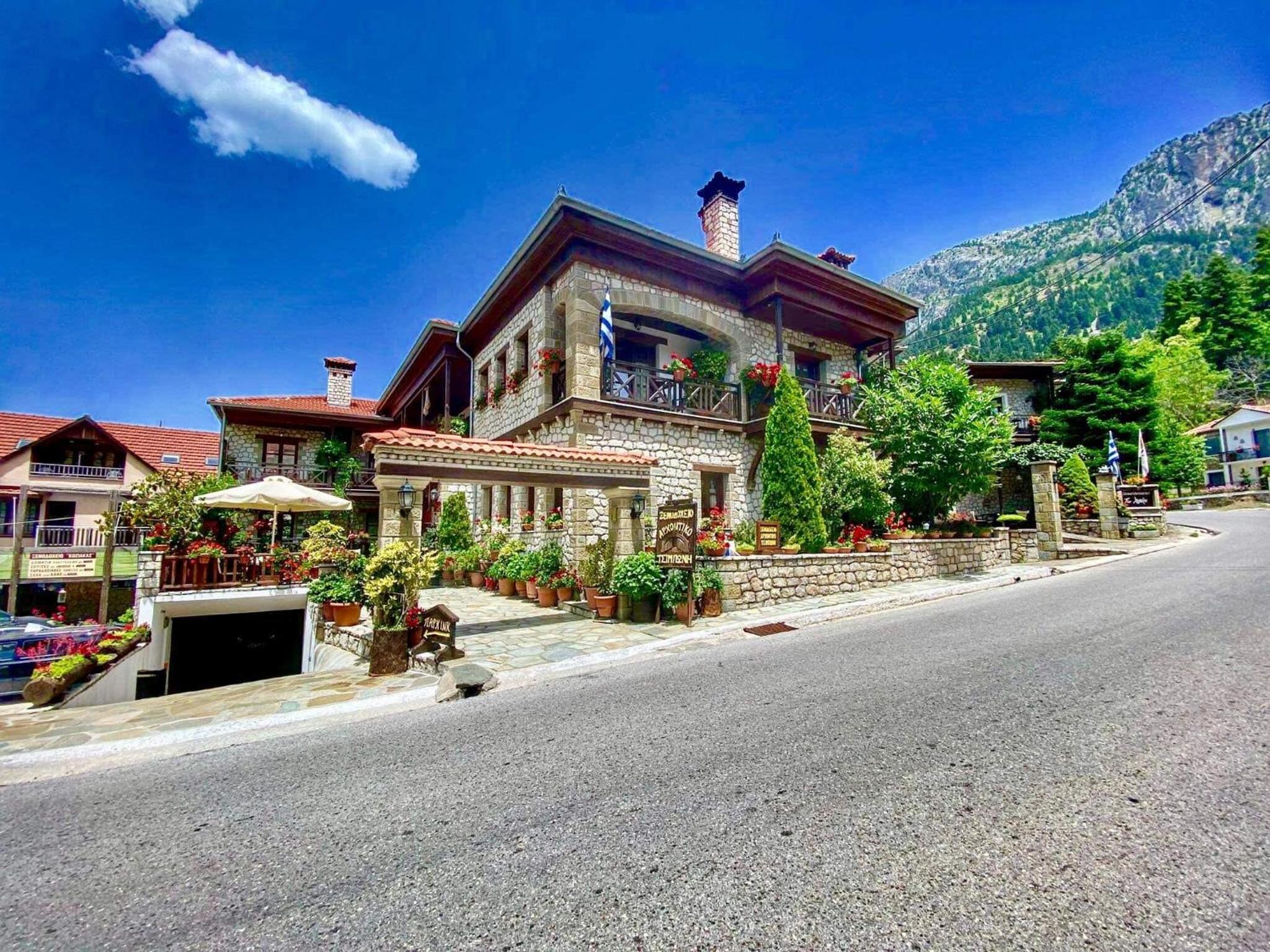 Hotel Archontiko Tsiboni - Image 1