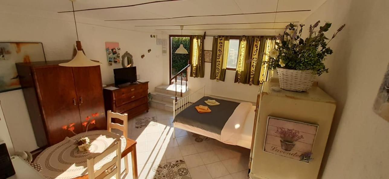 Studio Apartments Fancy view 4
