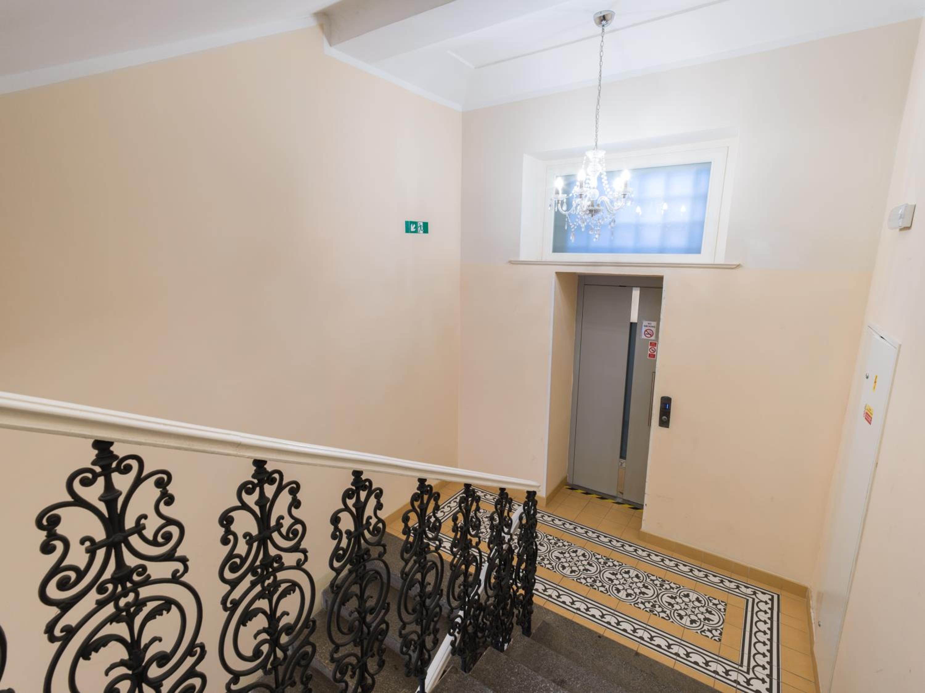 BARTAL APARTMENTS - Prague