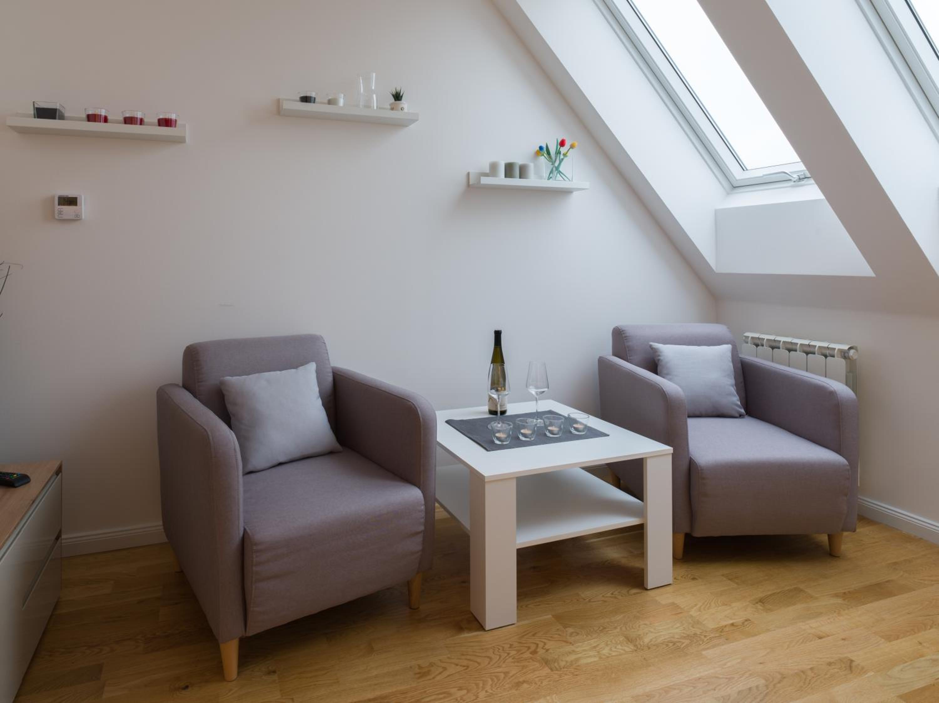BARTAL APARTMENTS - Prague