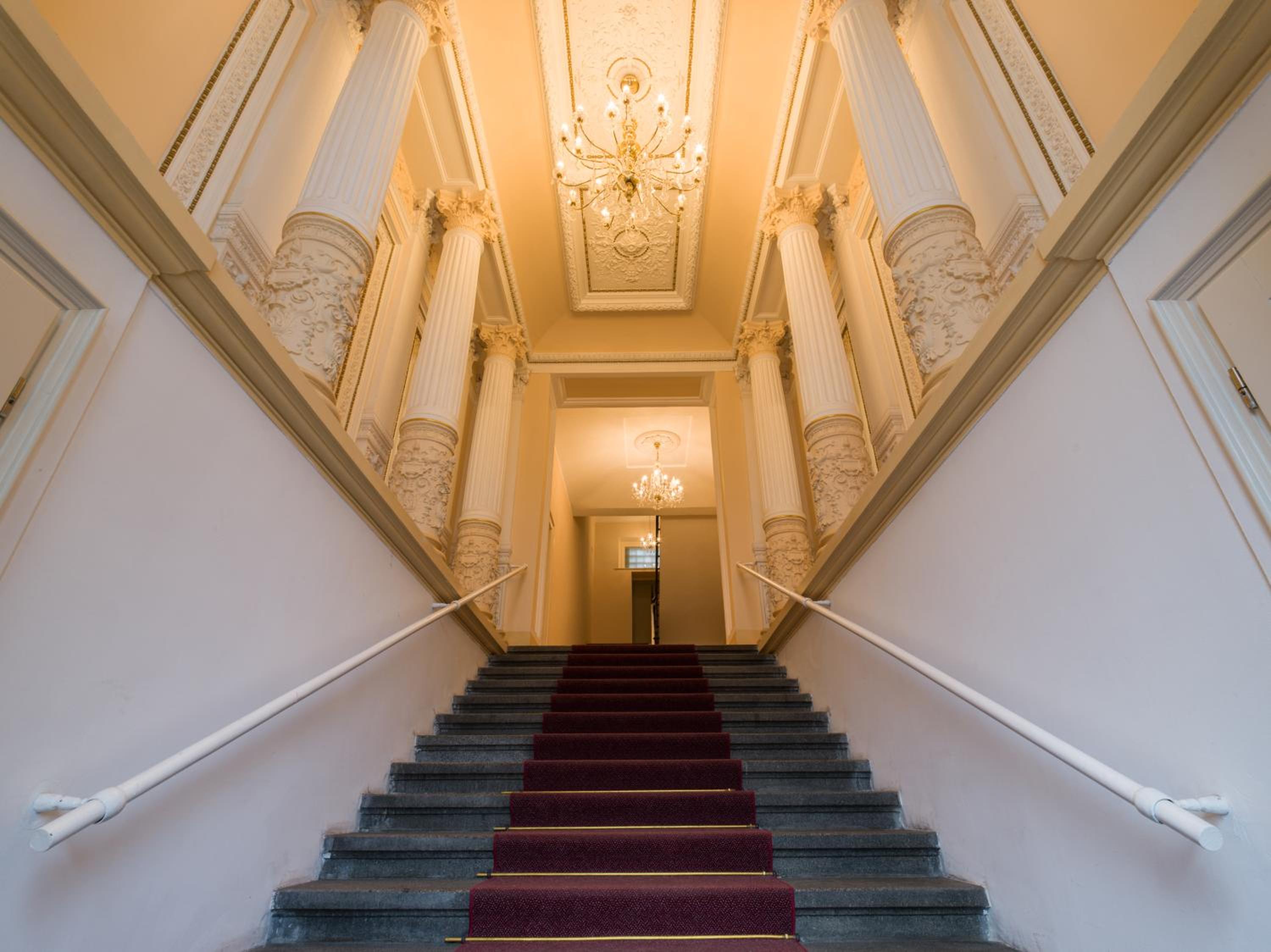 BARTAL APARTMENTS - Prague