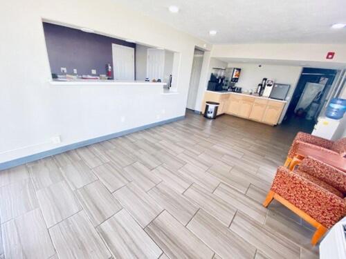 Executive Inn, photo 11