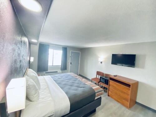 Executive Inn