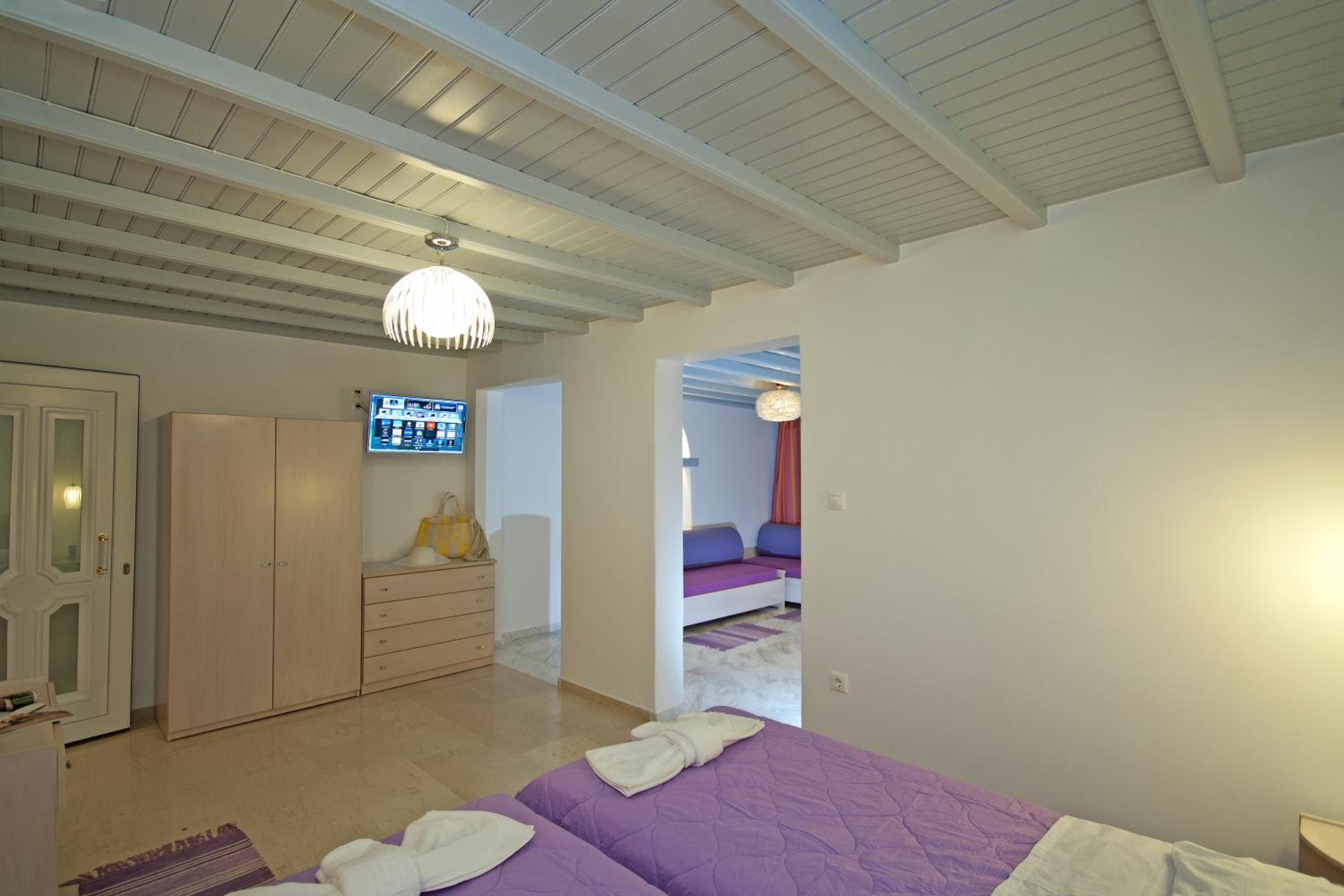 Mykonos Marina