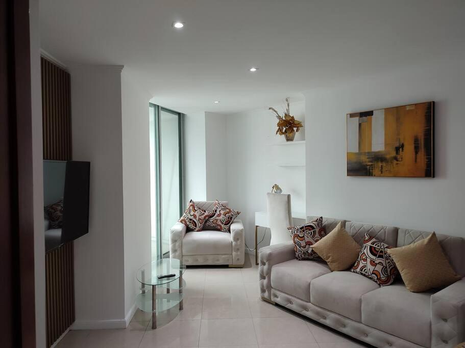 Suite exclusiva con balcón y maravillosa vista view 2