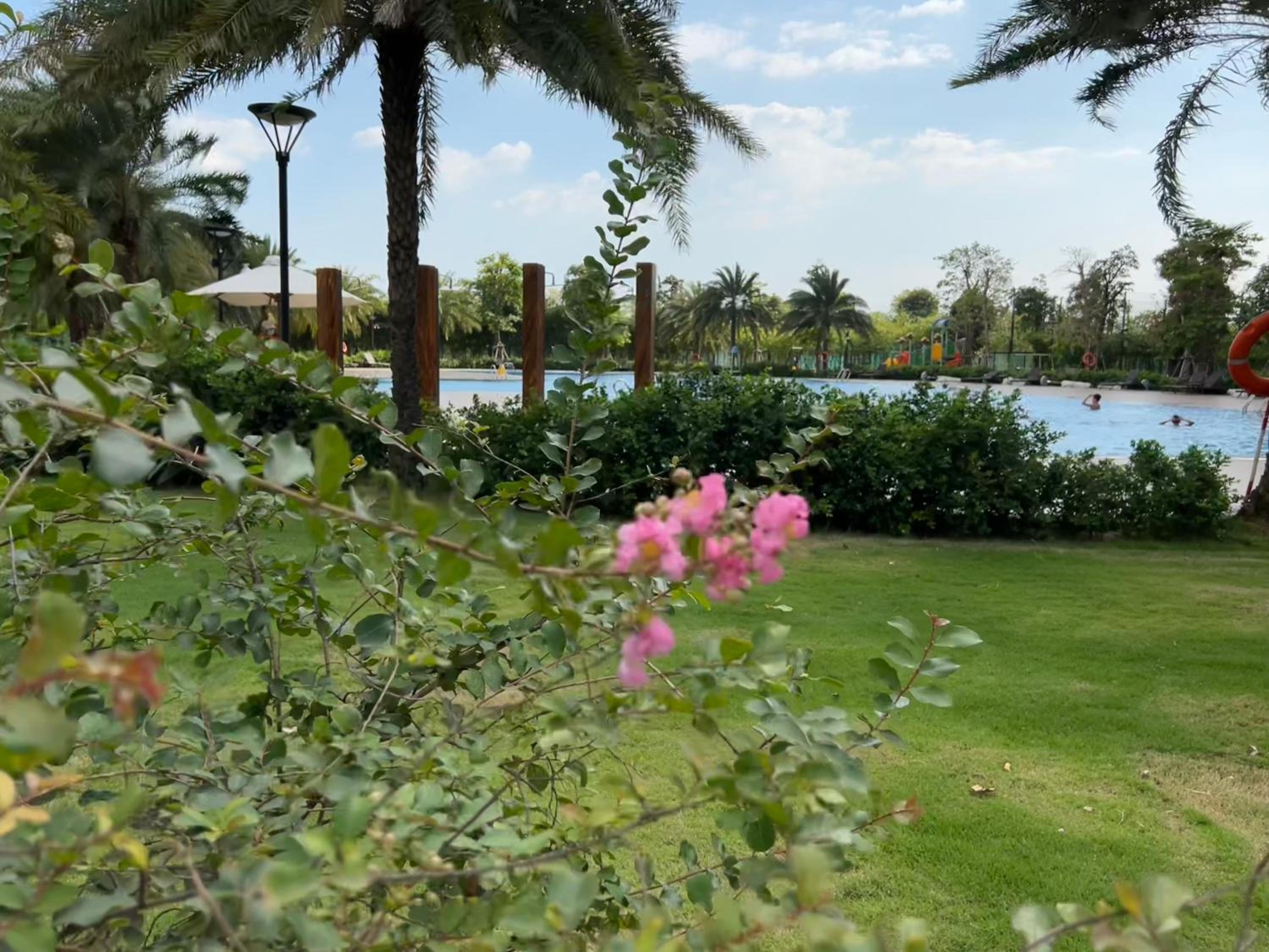 Hotel Vinhome Grand Park Homestay House - Image 1