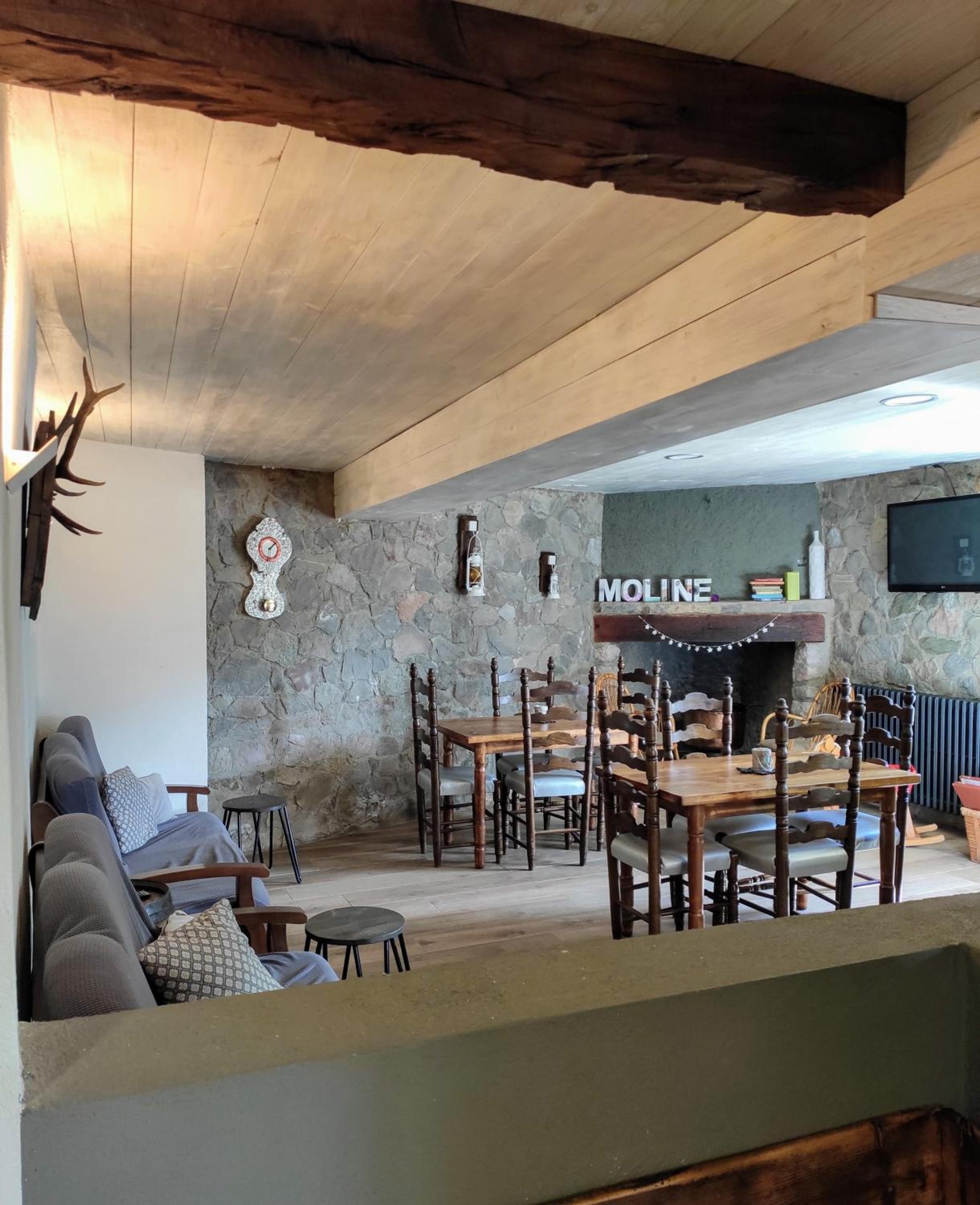 Hostal Moliné view 3