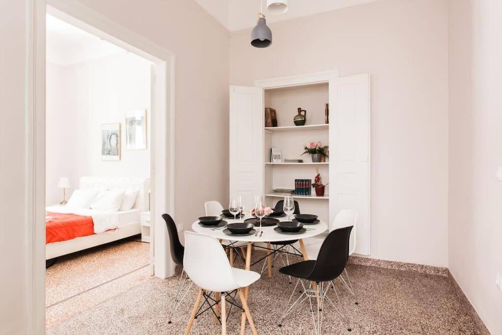 Splendid Full 5BDR/3bath/2kitchens Mansion in ATH