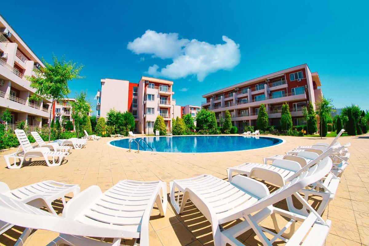 HOLIDAY ORCHID FORT GARDEN - Premium Apartments view 5