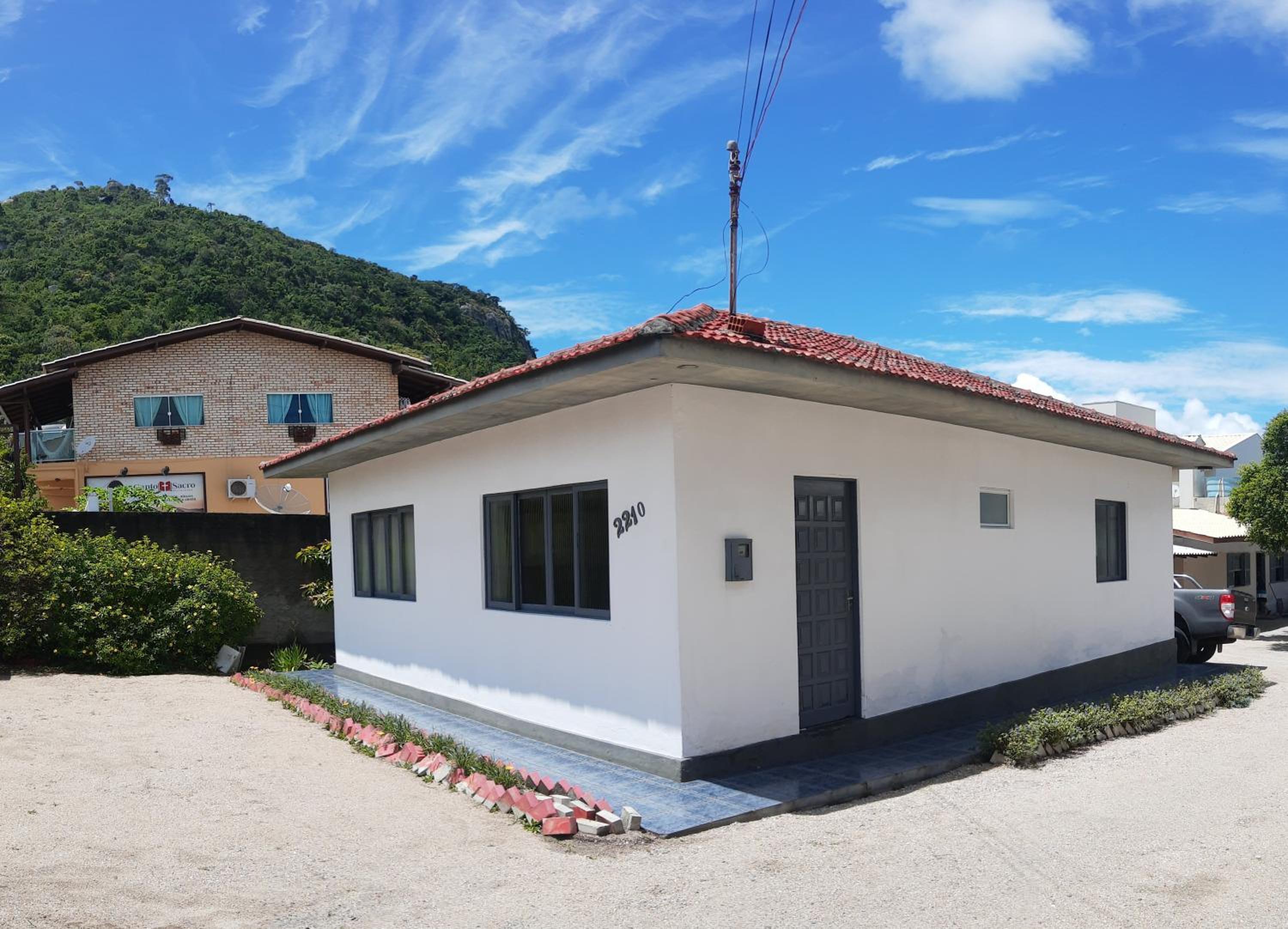 Casa com Pôr do Sol em Canto Grande - Casa Beira Mar Bombinhas