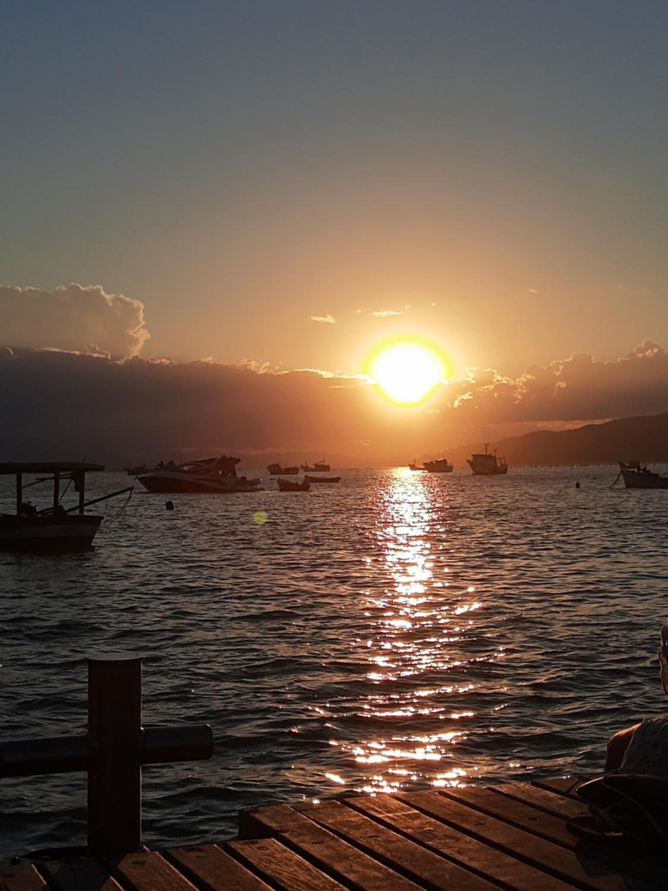 Casa com Pôr do Sol em Canto Grande - Casa Beira Mar Bombinhas