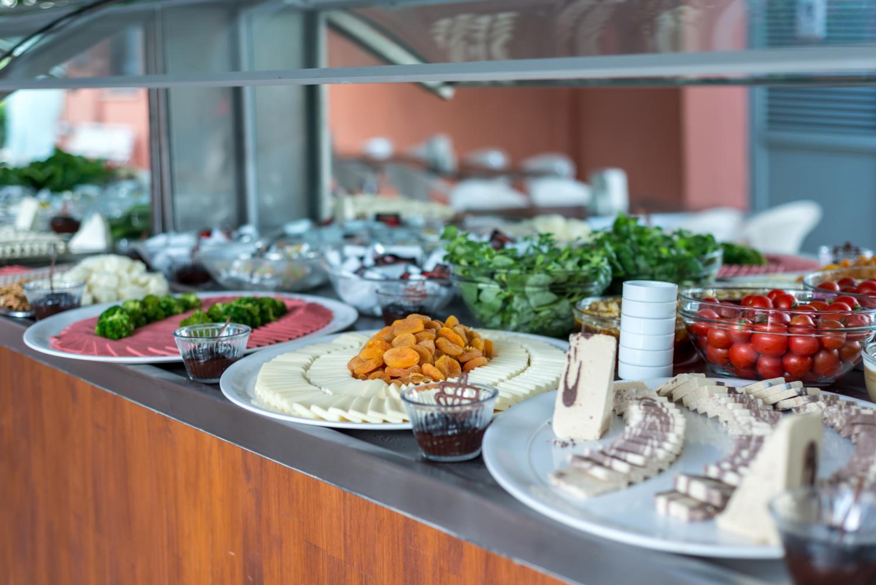 Zel Hotel - Image 32