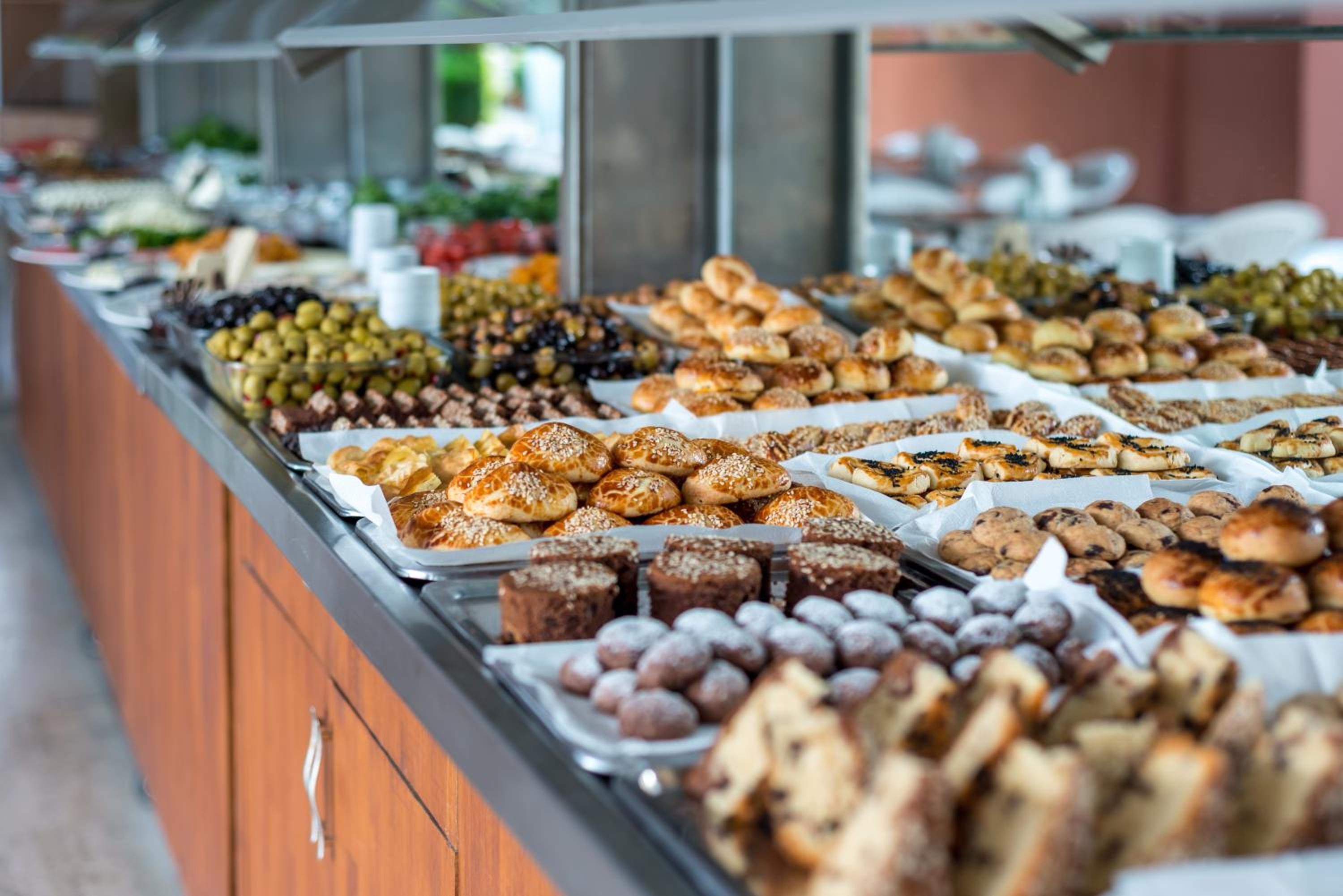 Zel Hotel - Image 33