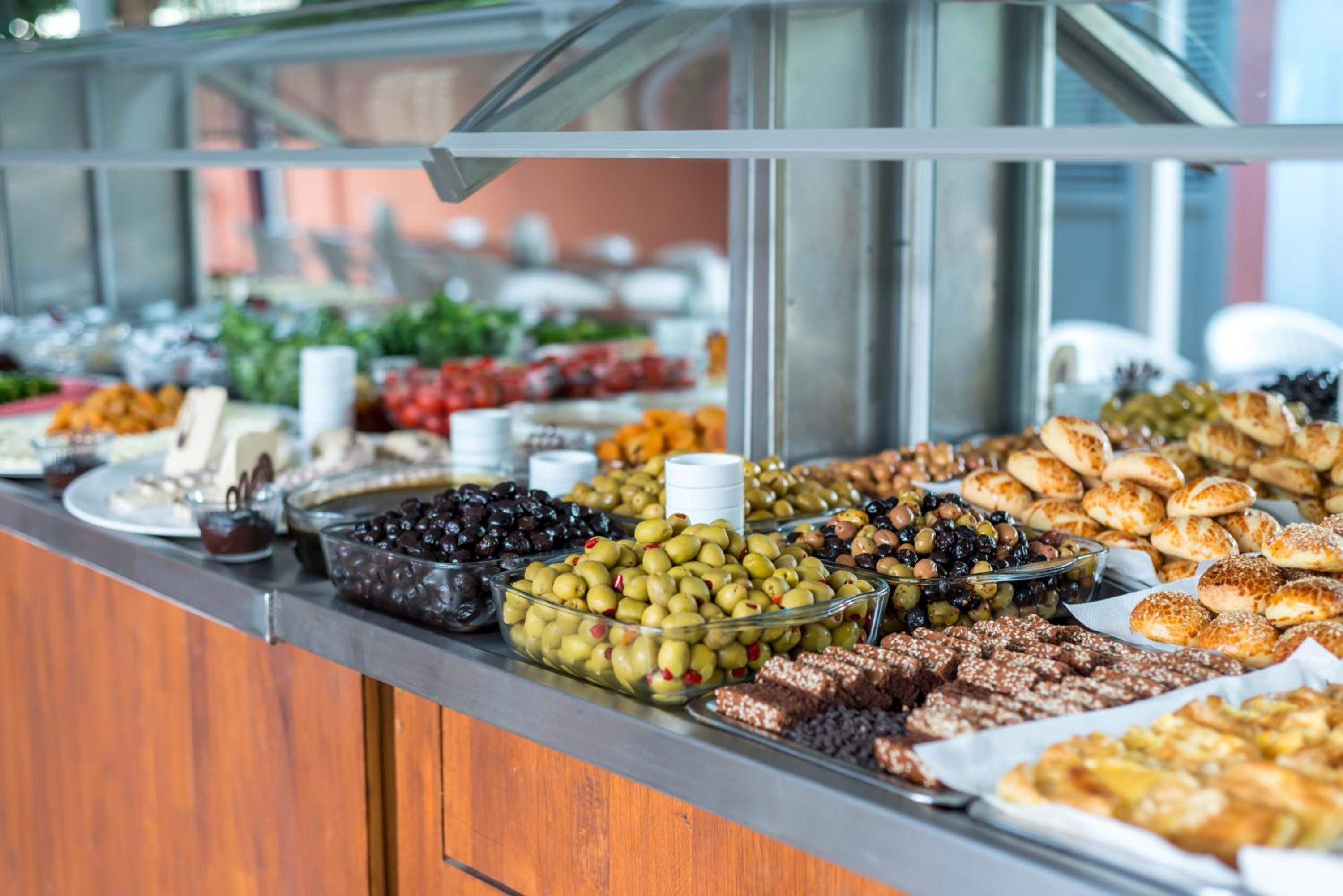 Zel Hotel - Image 35