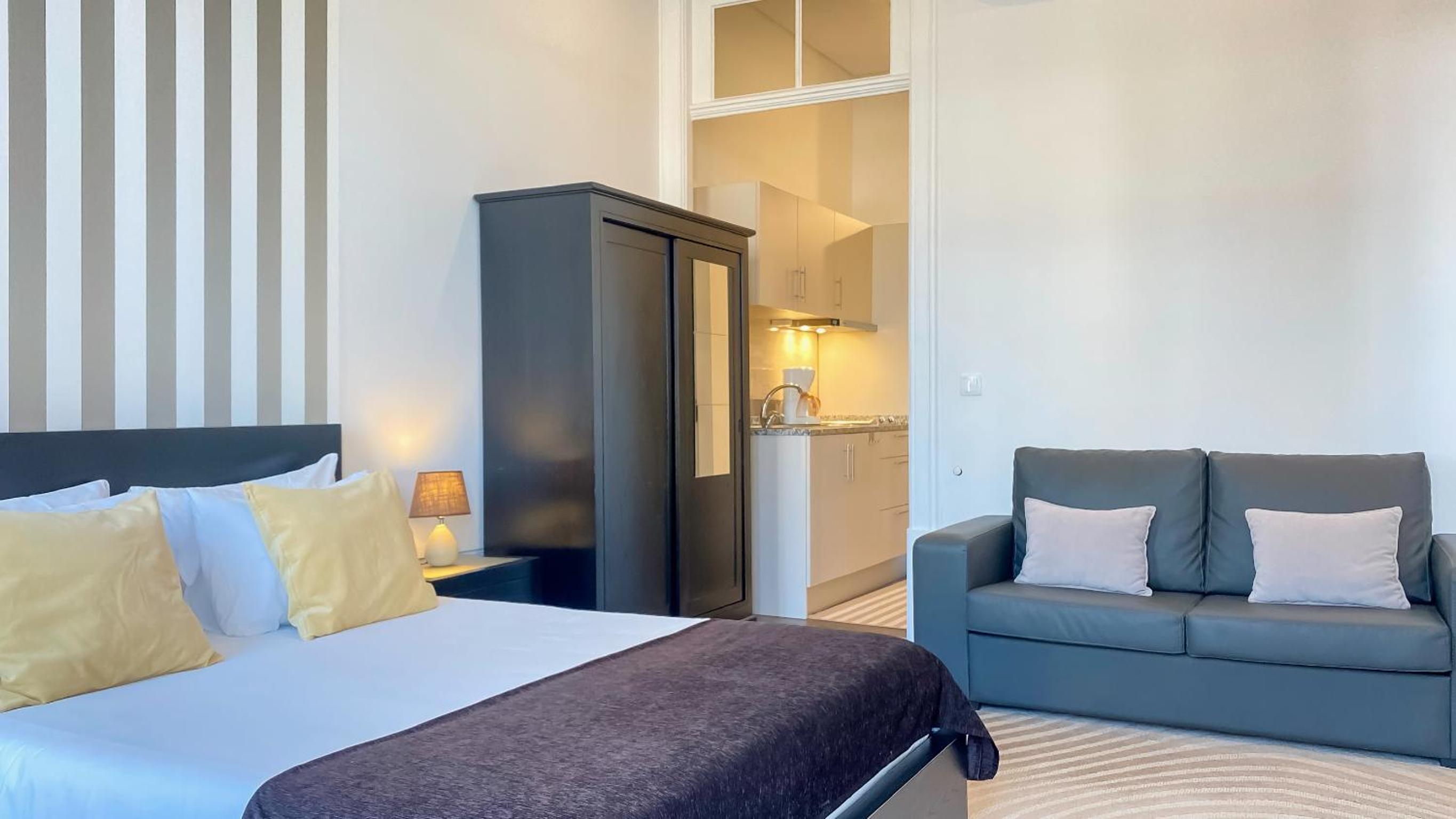 hotel room