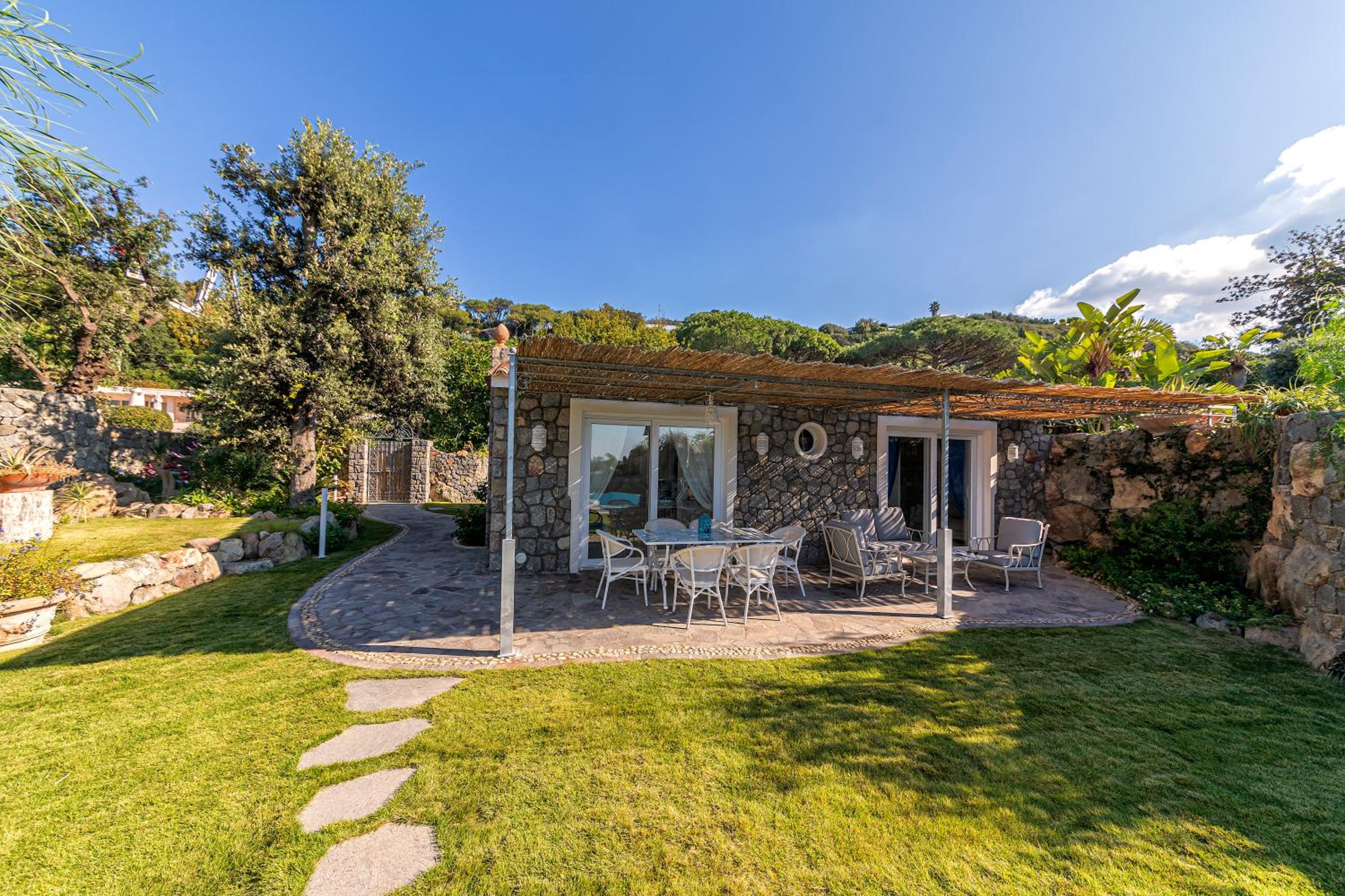 Villa dei Lecci - 7 Luxury villas with private pool or jacuzzi