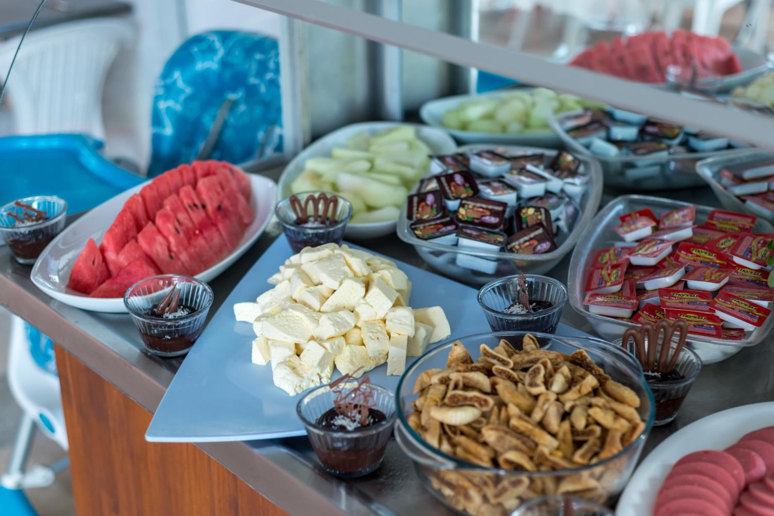 Zel Hotel - Image 40