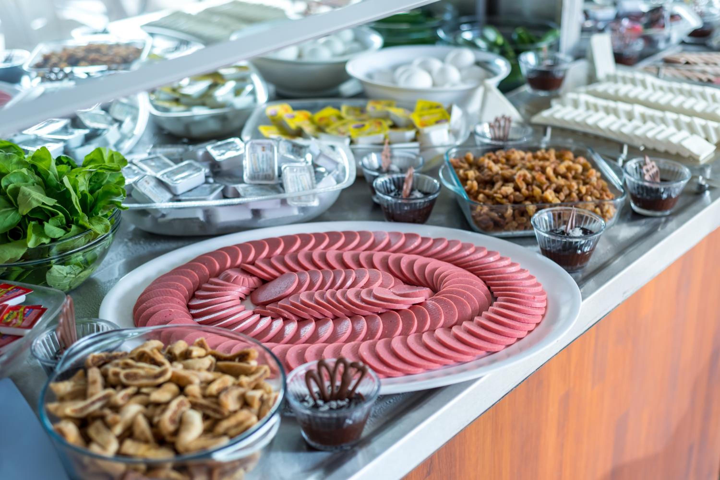 Zel Hotel - Image 43