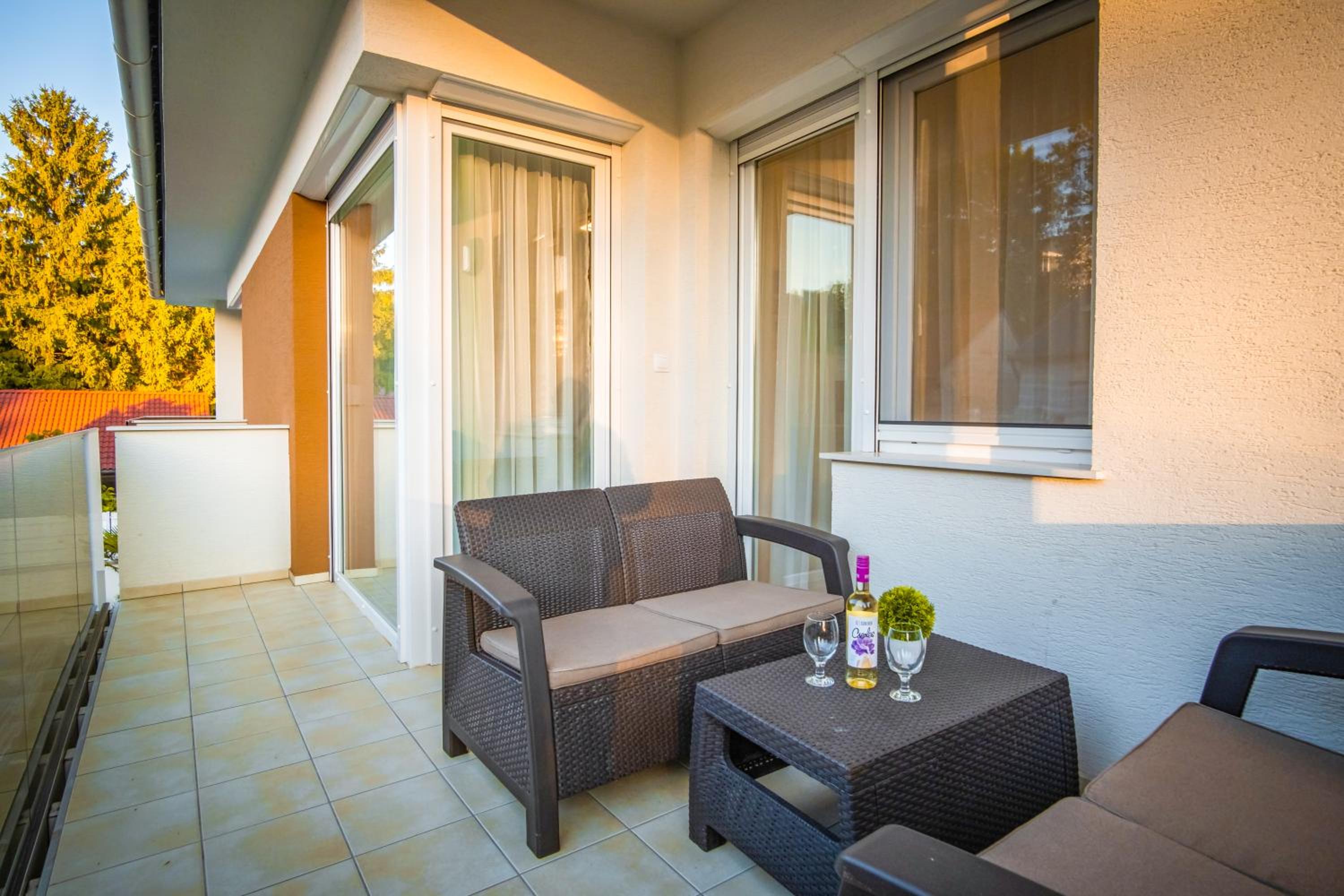MyFlat Diamond Bay Apartment