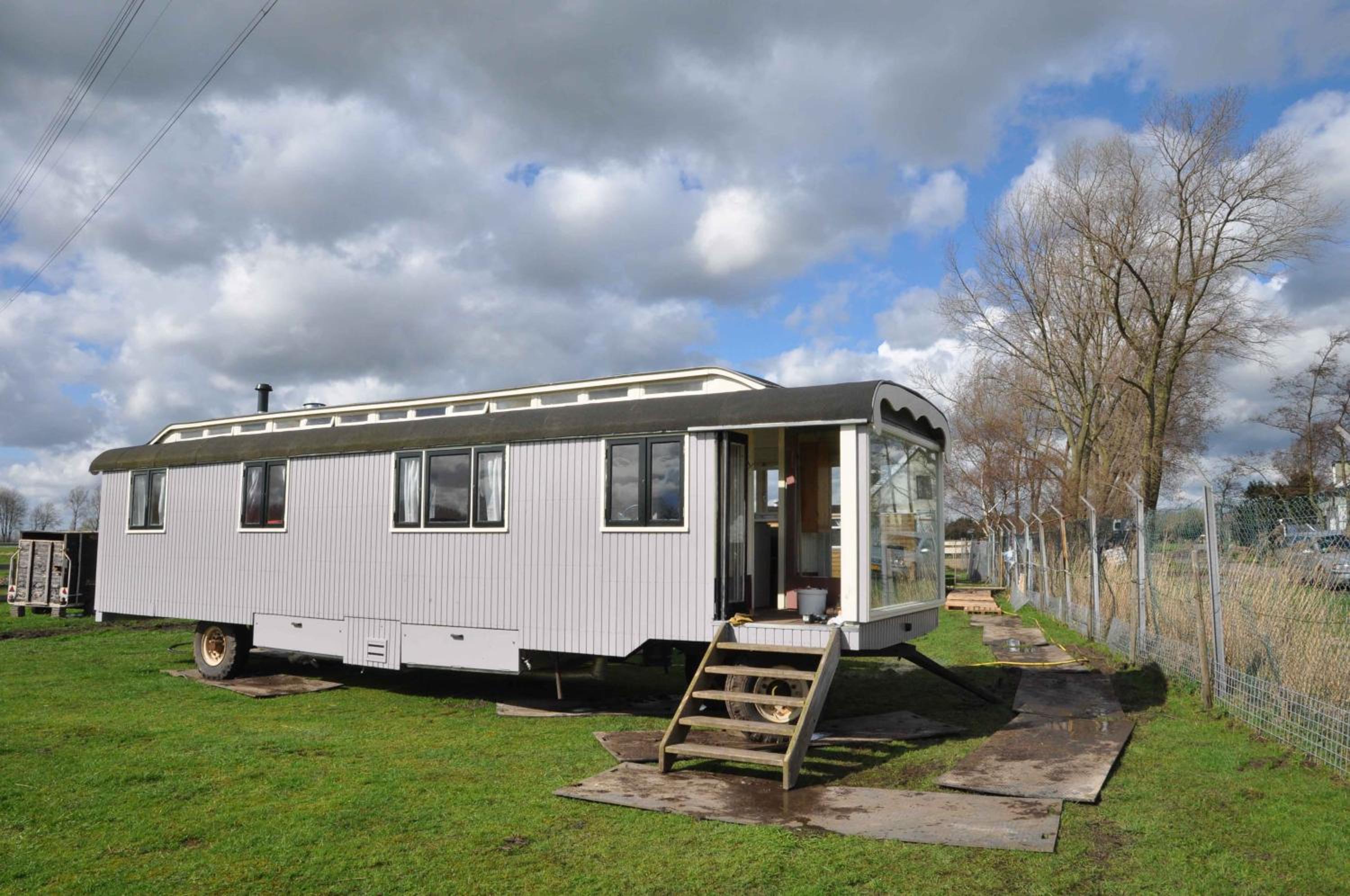 Gypsy Waggon - A villa on wheels
