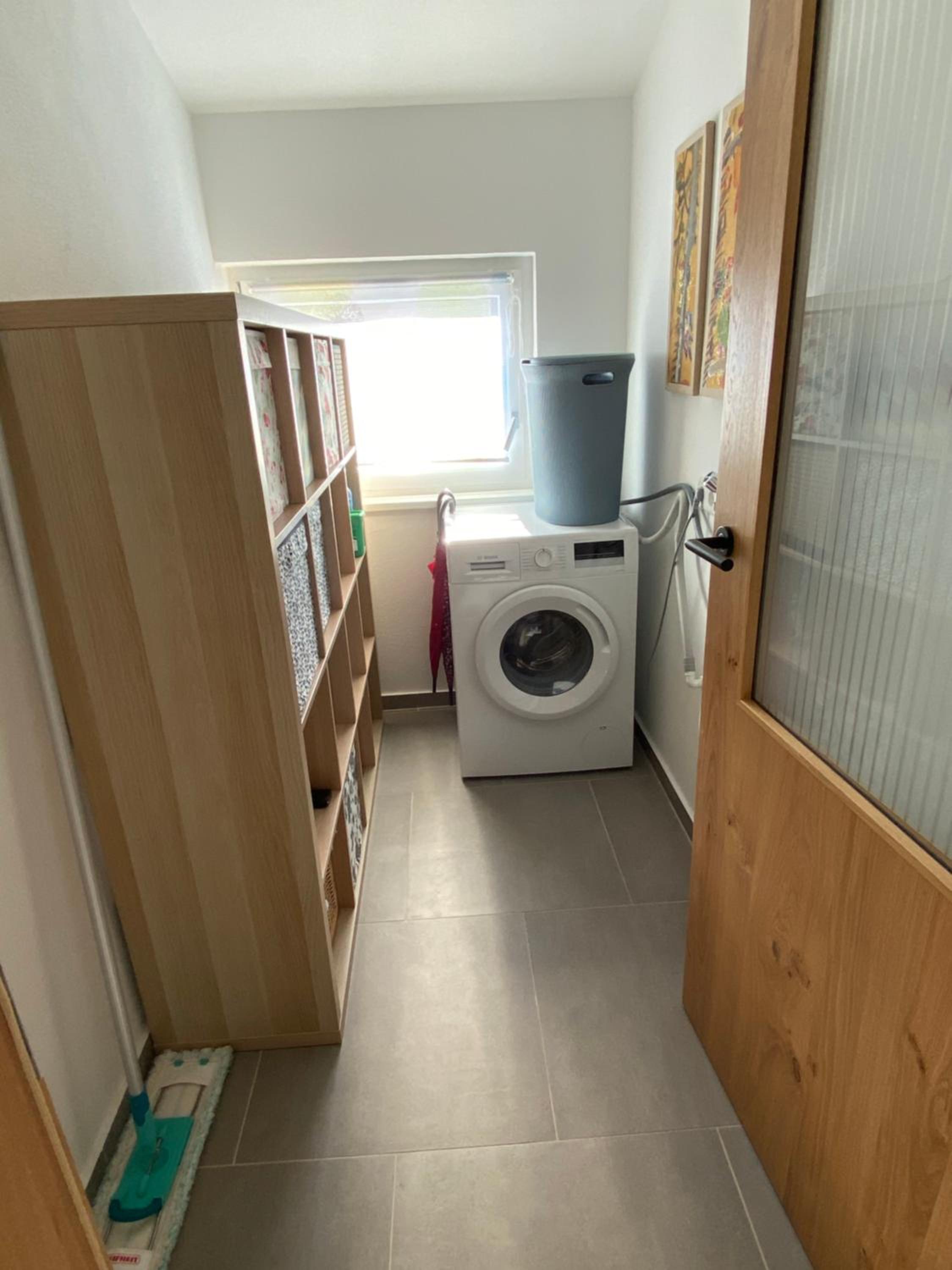 Moderne Kaminstube