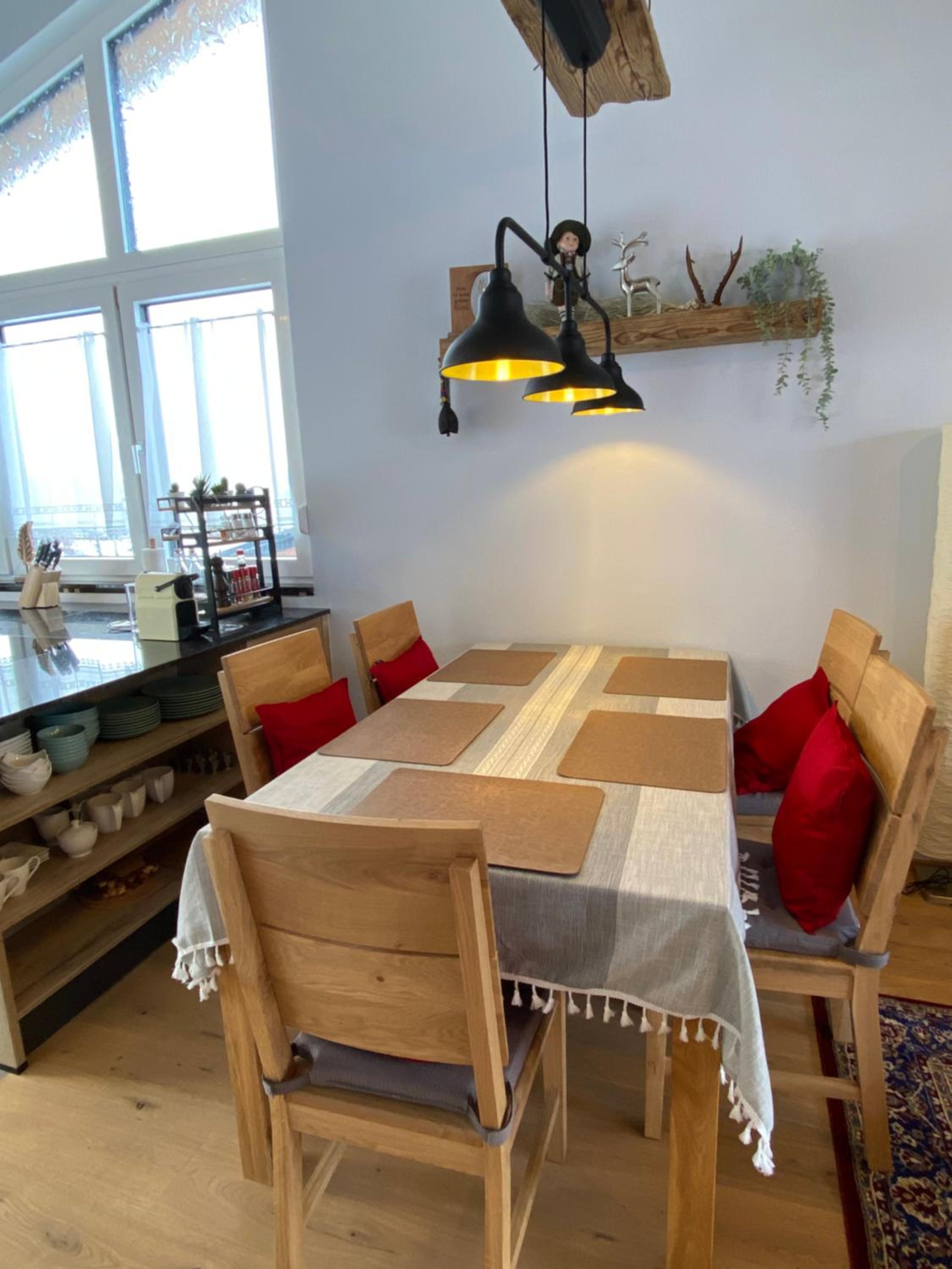 Moderne Kaminstube