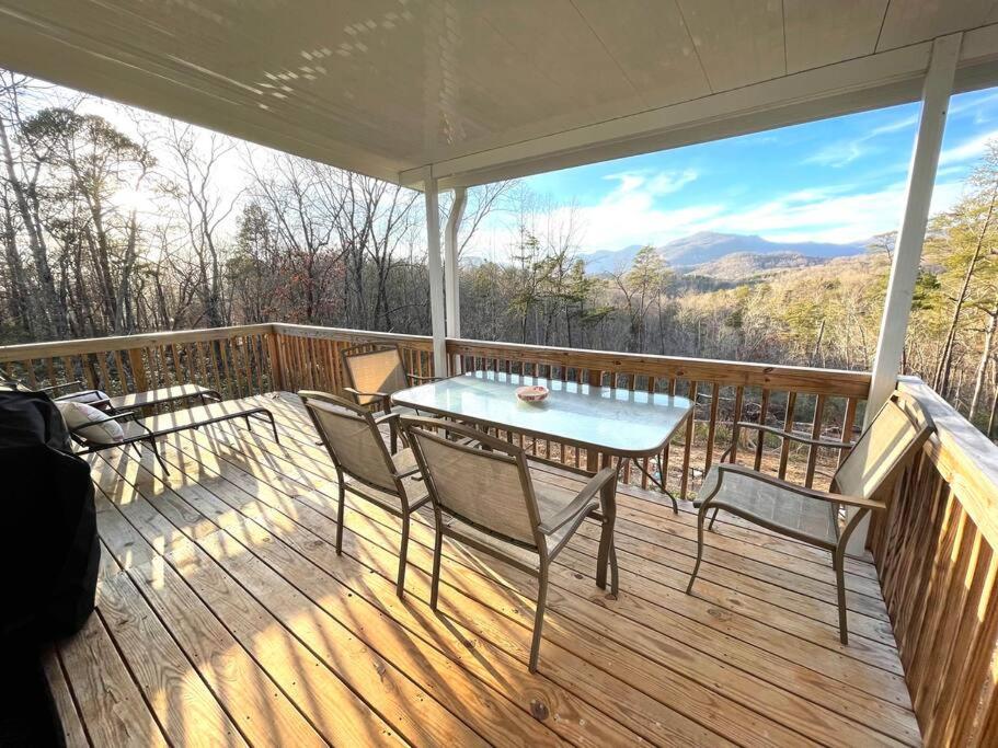 Mountain views, pets welcome-lake and river access view 2