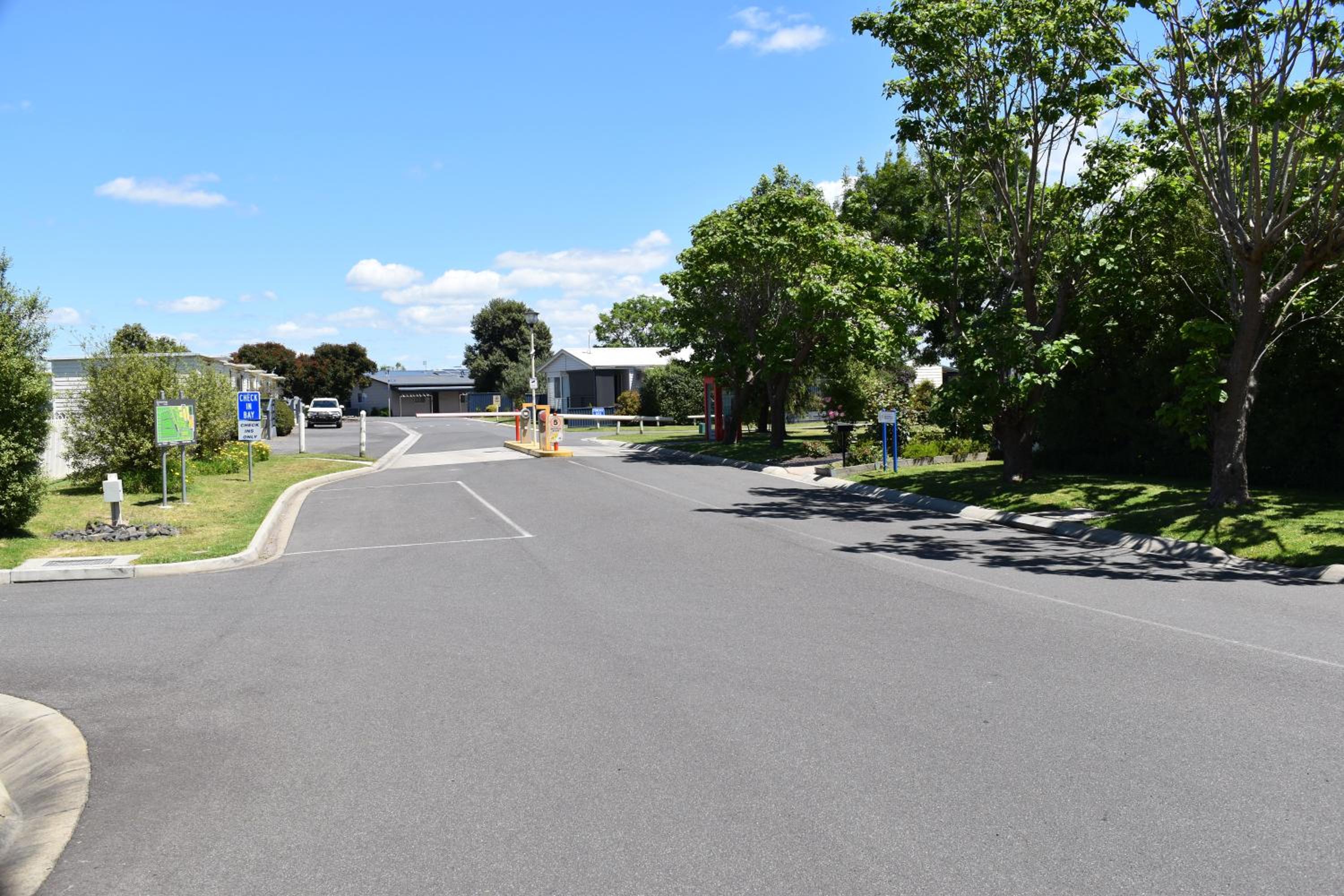 Traralgon Holiday Village