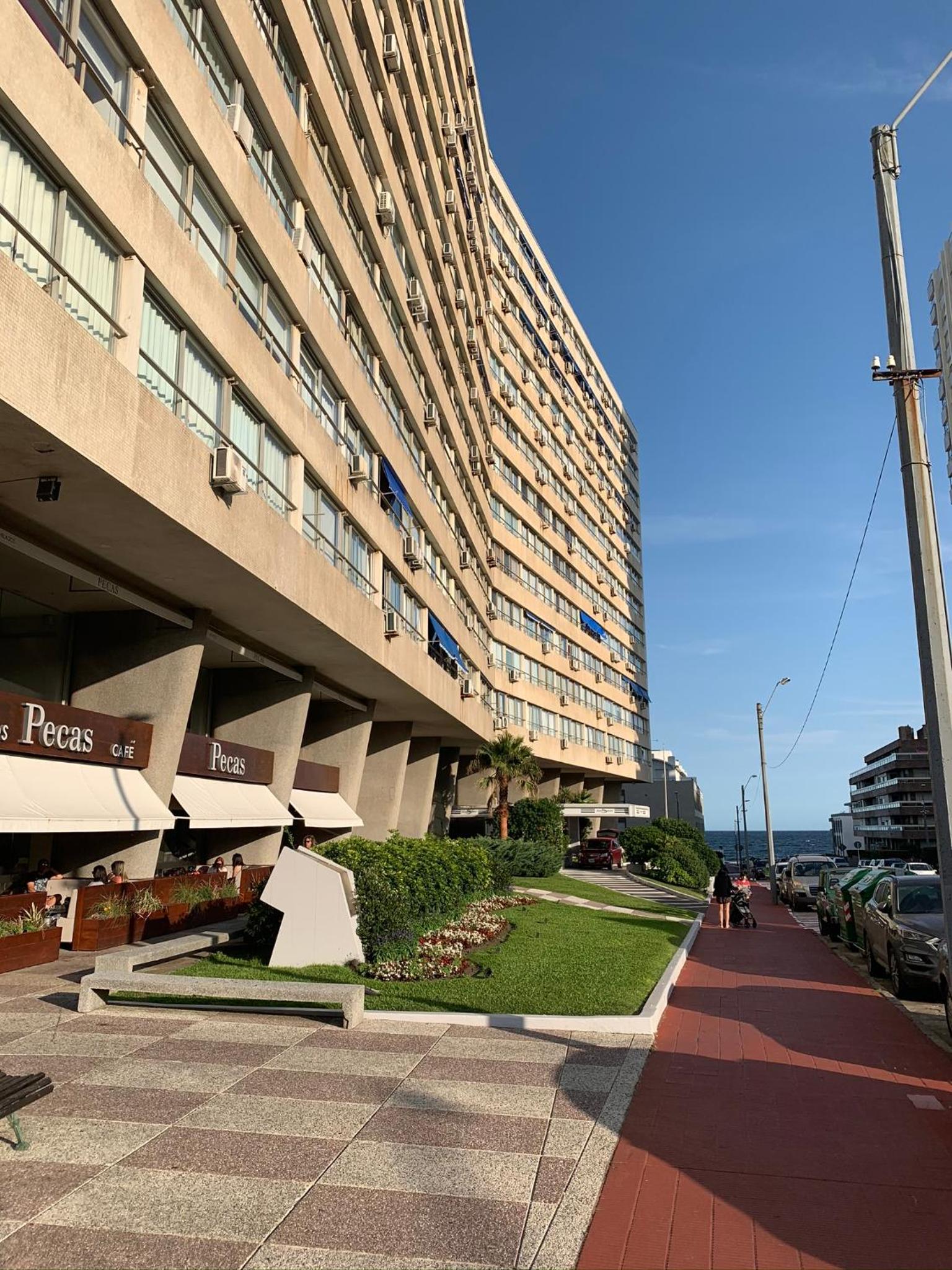 Departamento Santos Dumont Punta del Este view 2