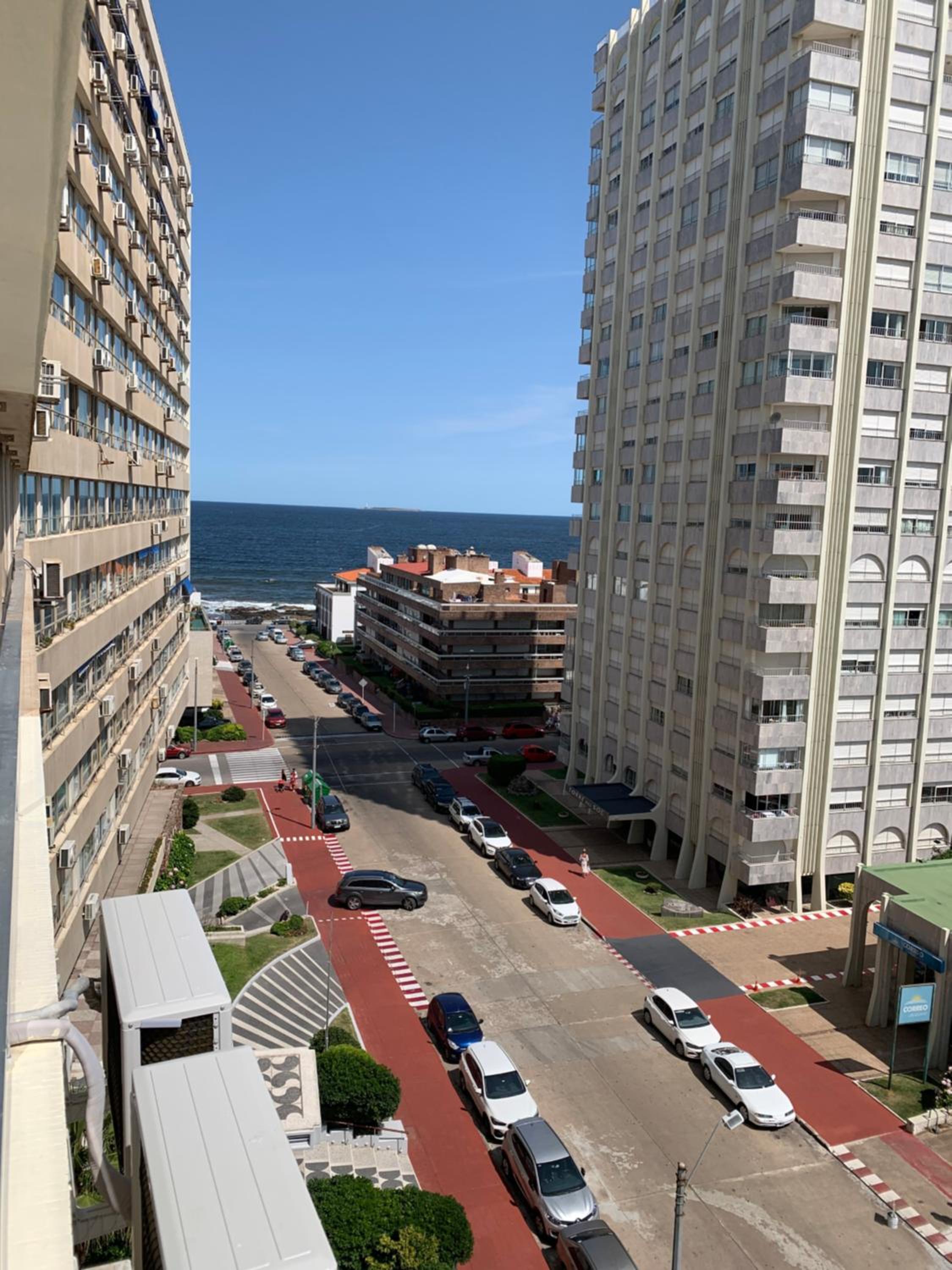 Departamento Santos Dumont Punta del Este view 5