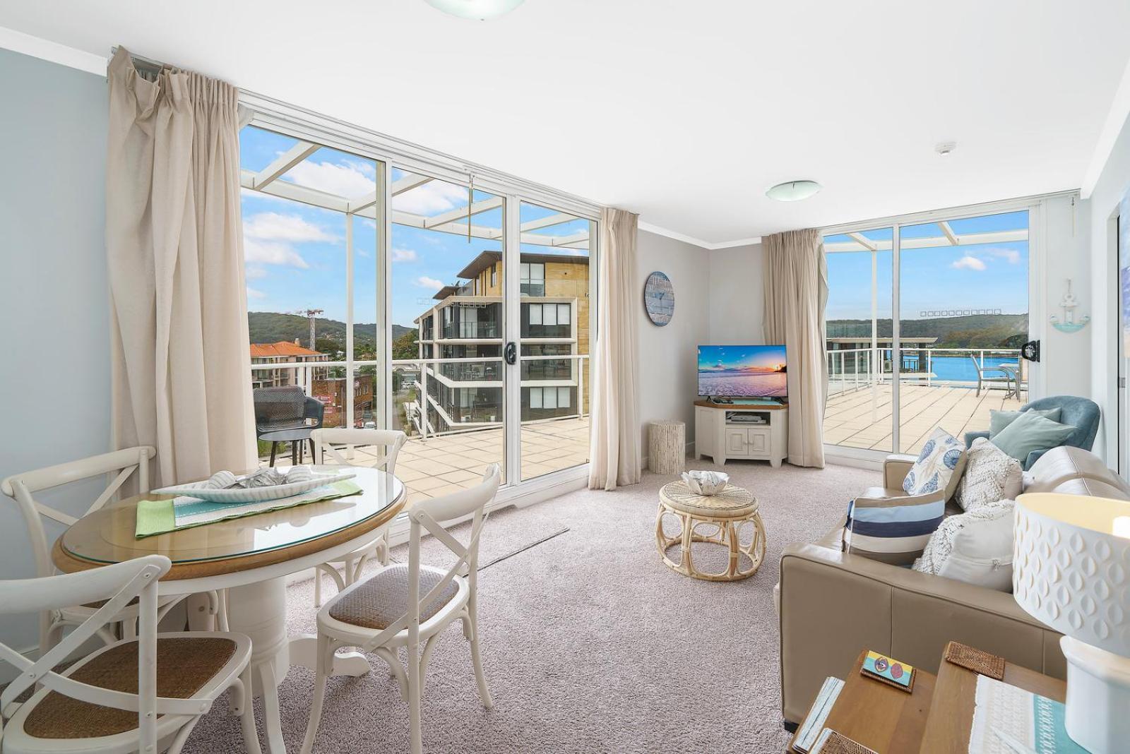 Bella Mare - 2 Bedroom Ocean View Terrace Apt