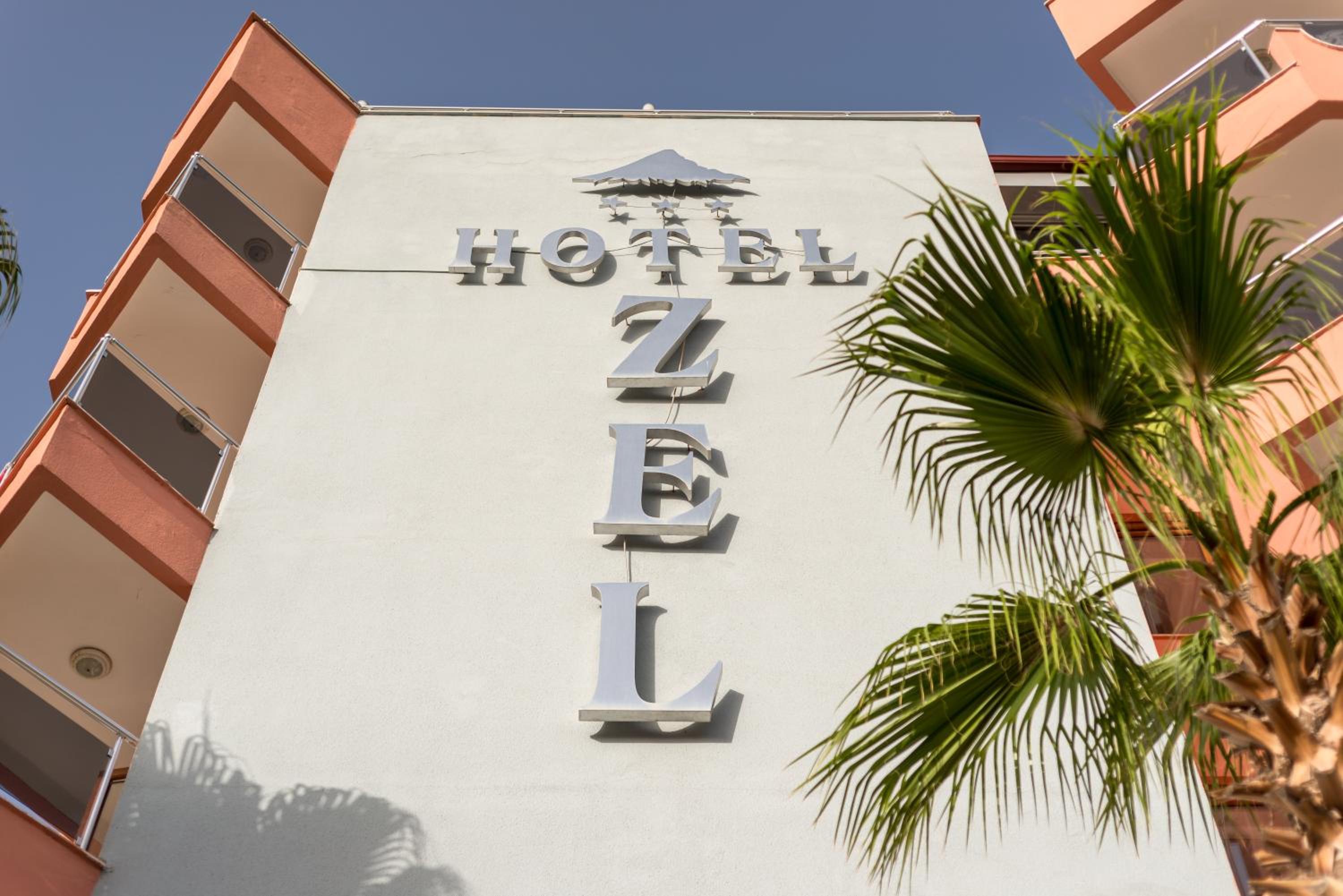 Zel Hotel - Image 24