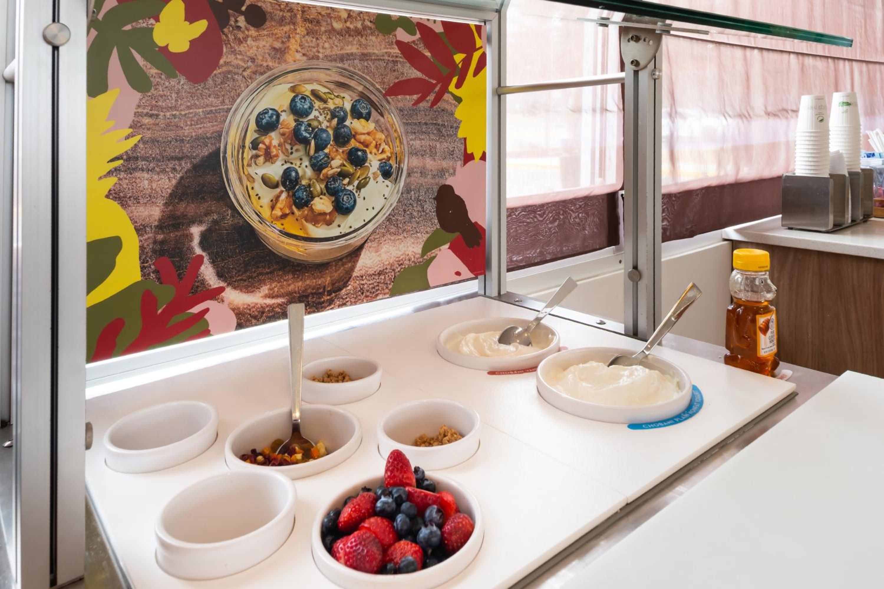 Boston Vacations - Element Lexington - Property Image 5