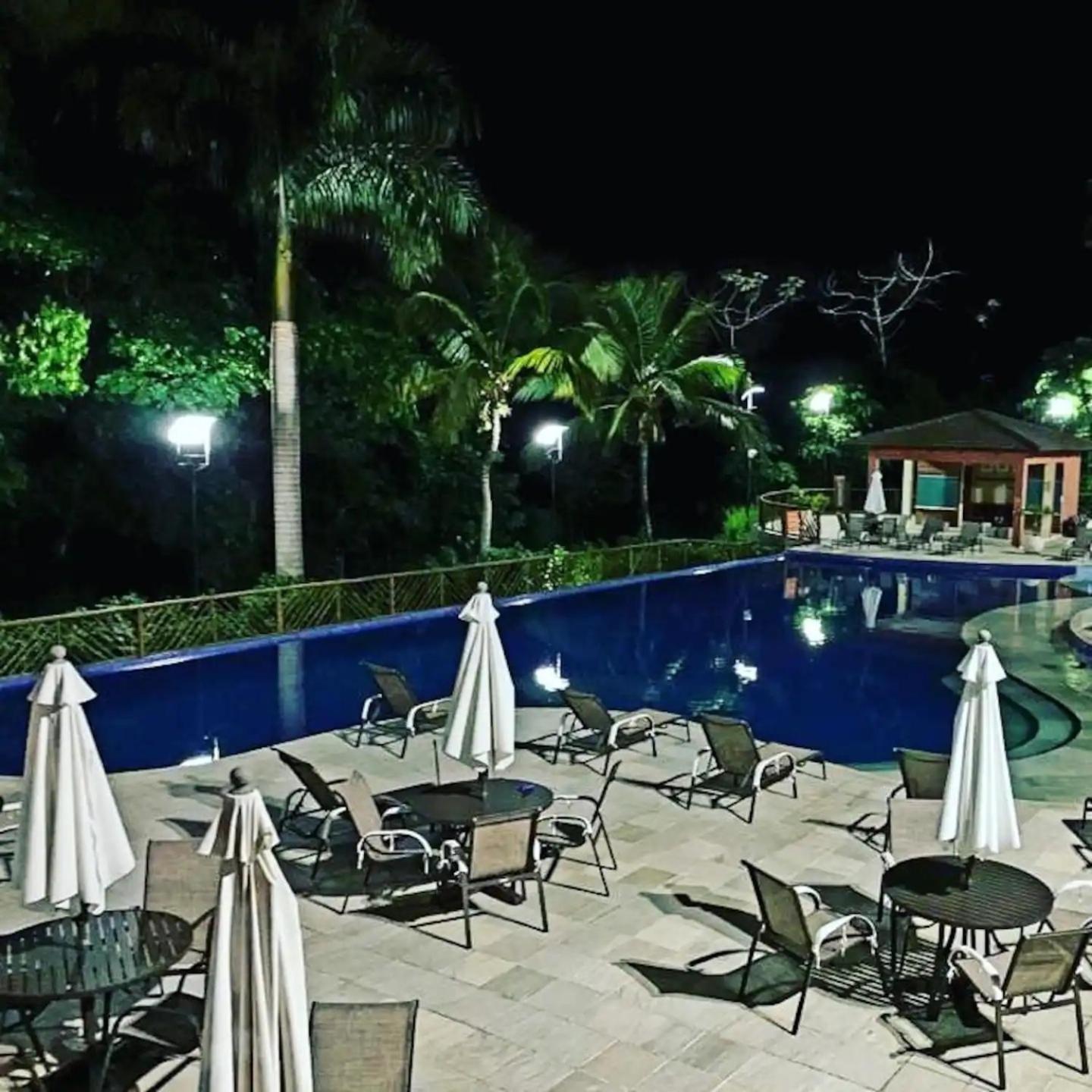 Residência em condom, 1 ou 2 suítes, vista para o mar, Praia do Curral, Ilhabela