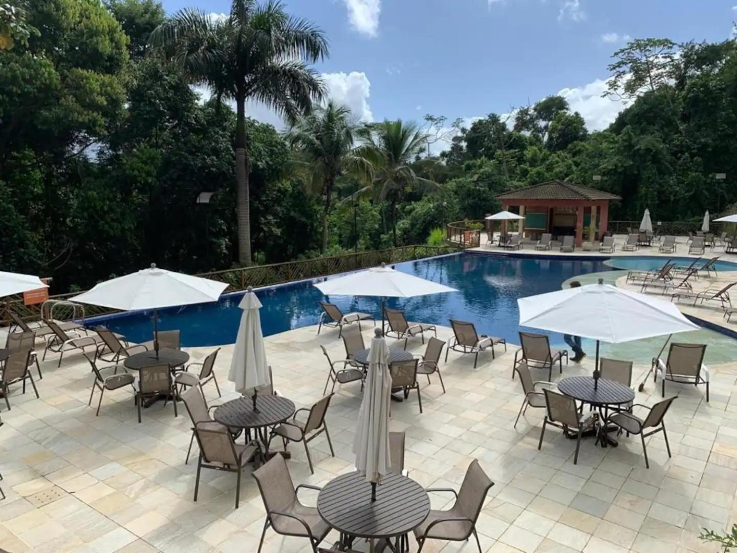 Residência em condom, 1 ou 2 suítes, vista para o mar, Praia do Curral, Ilhabela