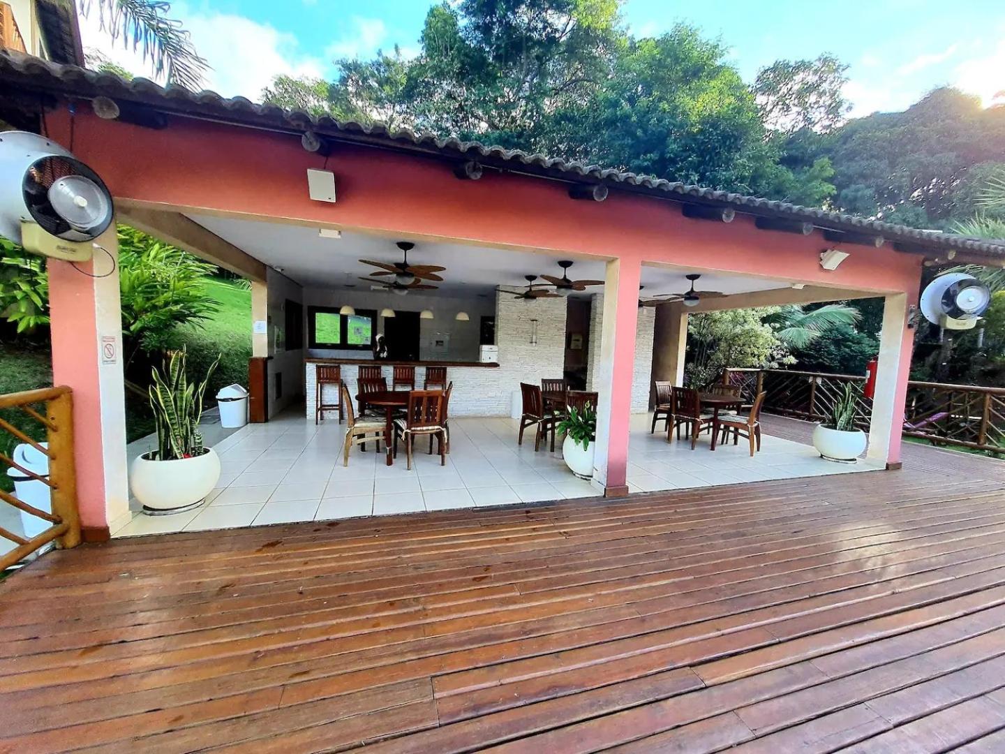 Residência em condom, 1 ou 2 suítes, vista para o mar, Praia do Curral, Ilhabela